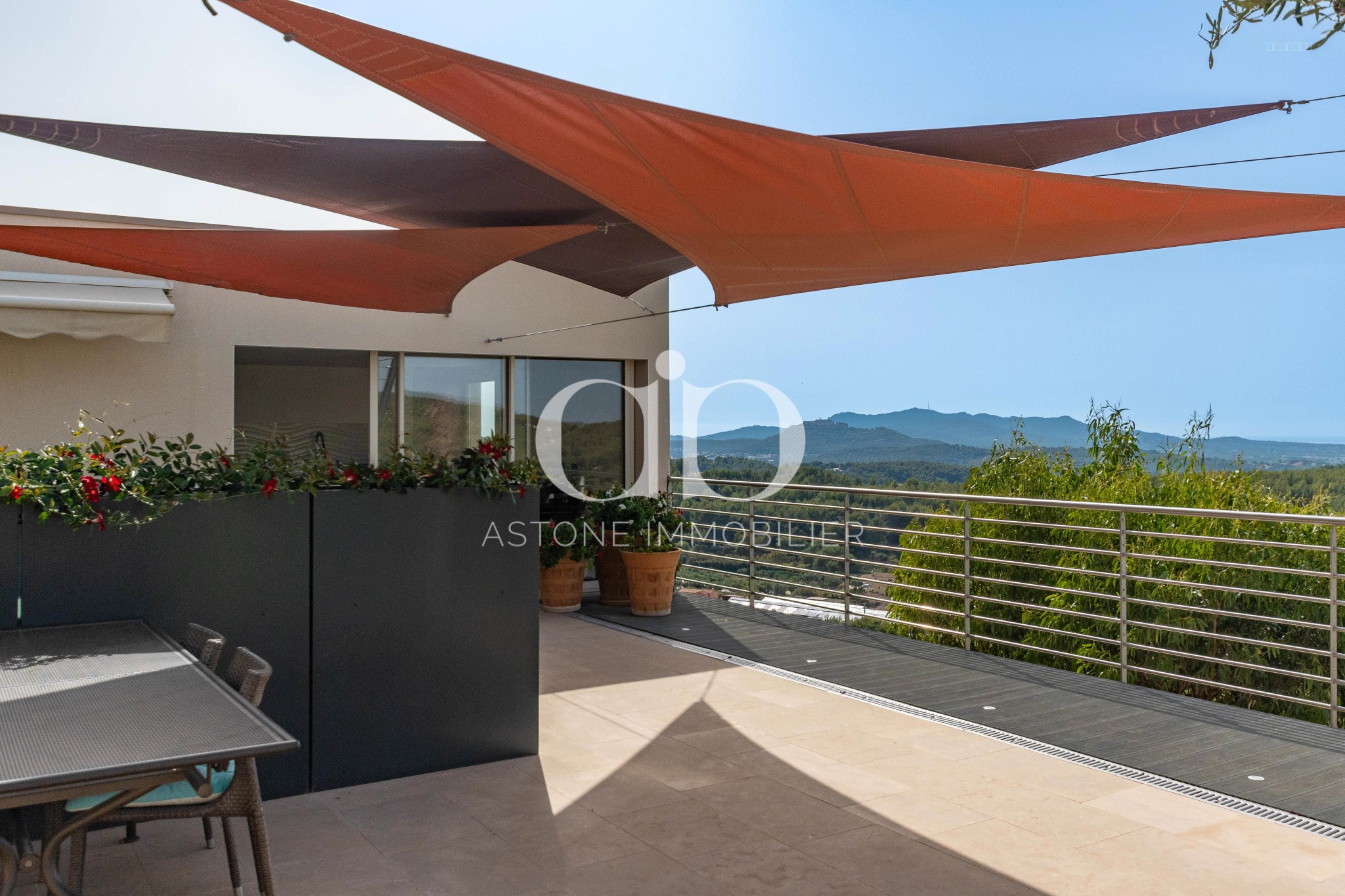 OLLIOULES - PROXIMITE IMMEDIATE DE BANDOL — photo 5