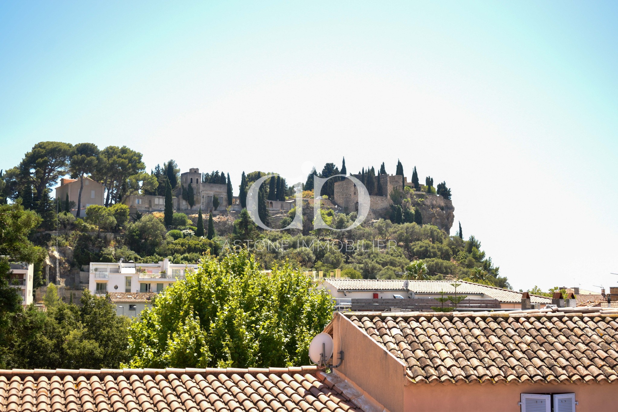 Type 2 - hyper centre - Cassis — photo 2