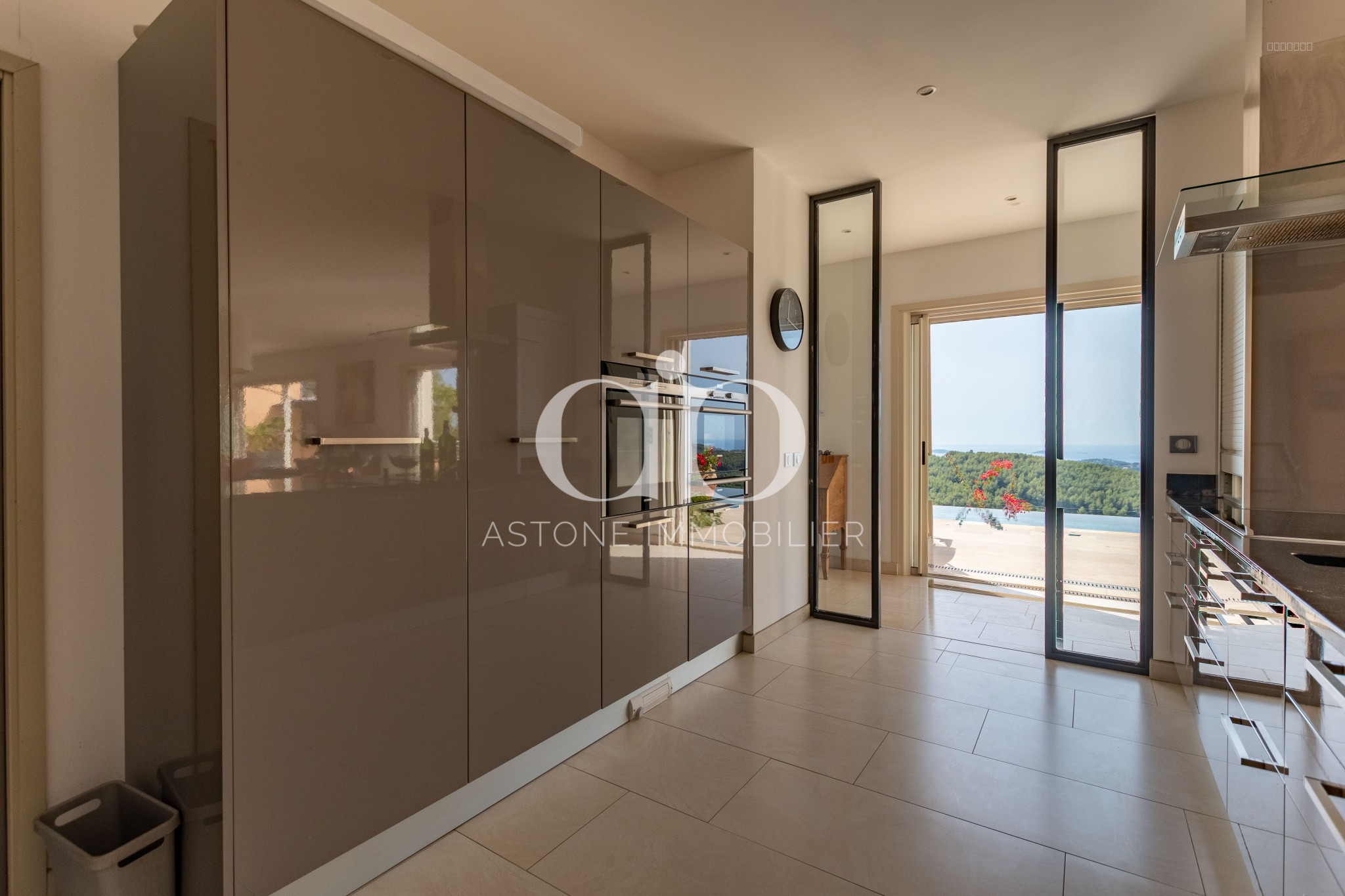 OLLIOULES - PROXIMITE IMMEDIATE DE BANDOL — photo 19