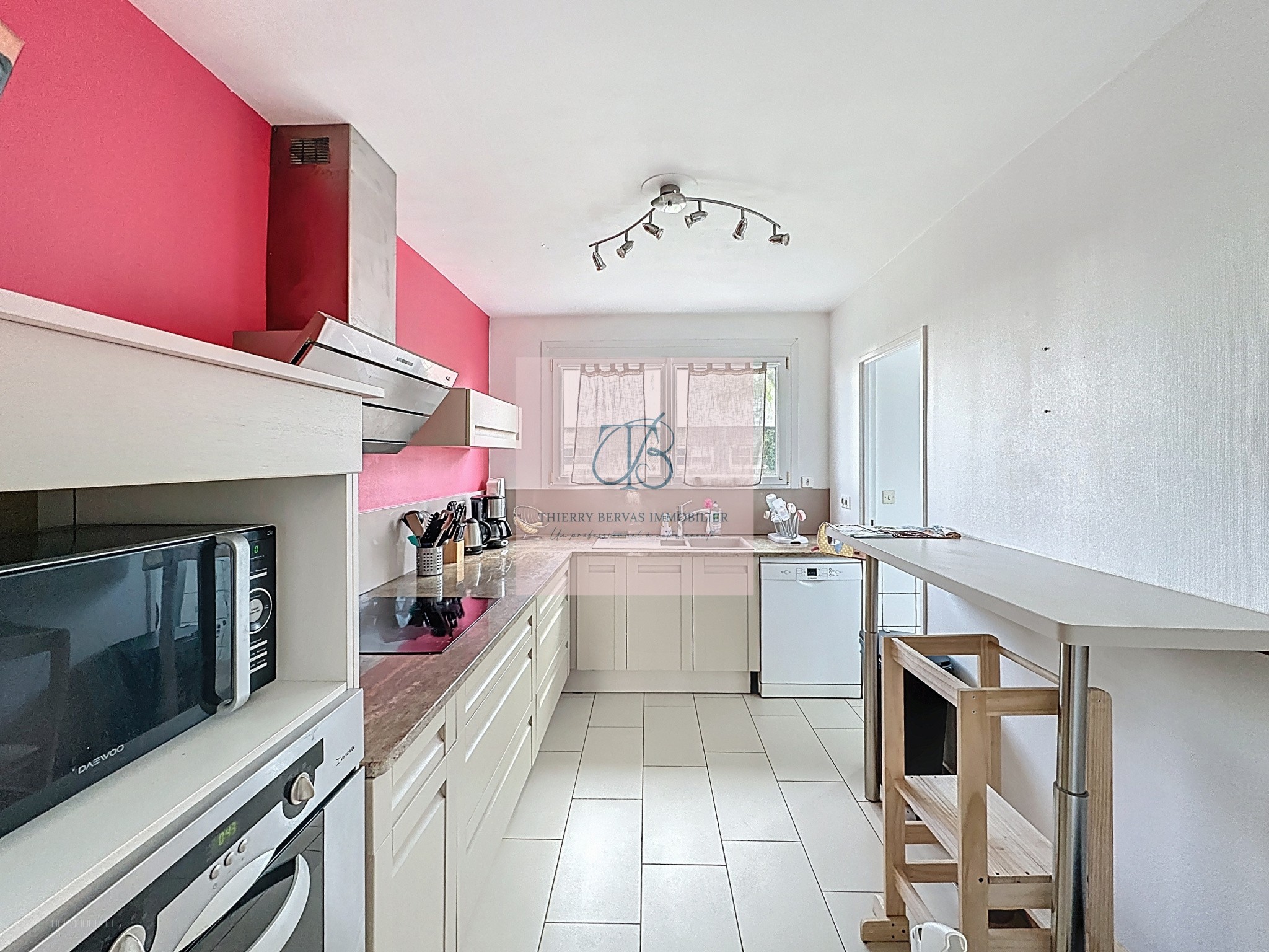APPARTEMENT TYPE 4 DE 85 M2 - QUATRE MOULINS — photo 4