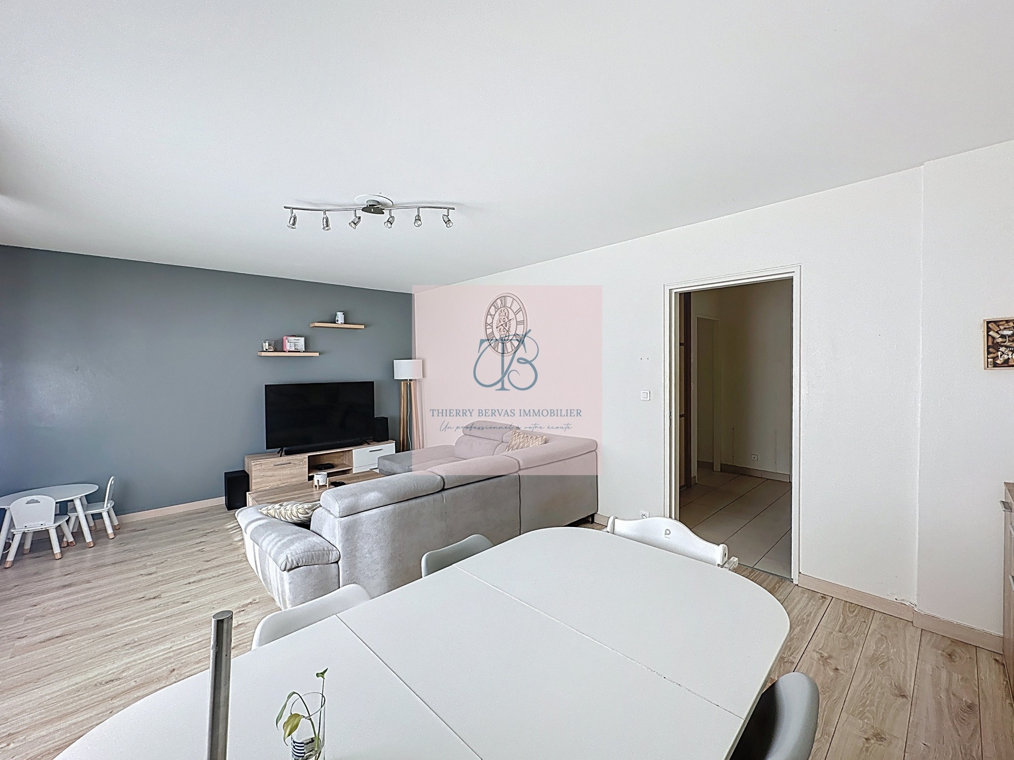APPARTEMENT TYPE 4 DE 85 M2 - QUATRE MOULINS — photo 2