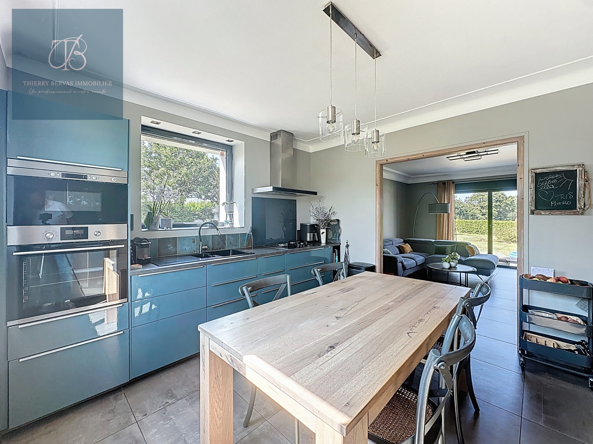 Maison familiale avec sous-sol, hangar et vaste terrain   148 m2 habitables sur 2 800 m2 — photo 2
