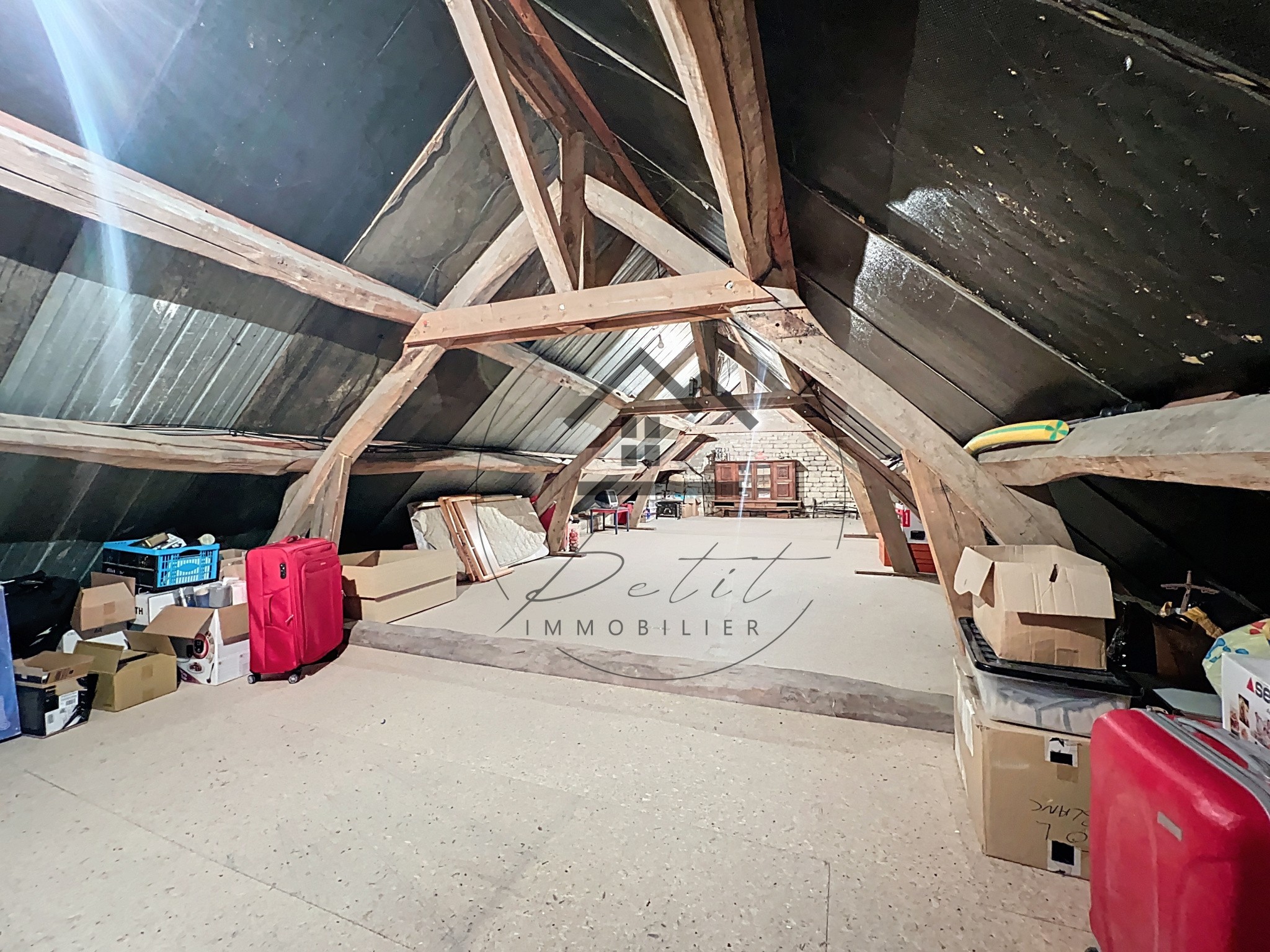 Ensemble immobilier avec maison familiale, grand atelier, bureau indépendant et duplex — photo 13