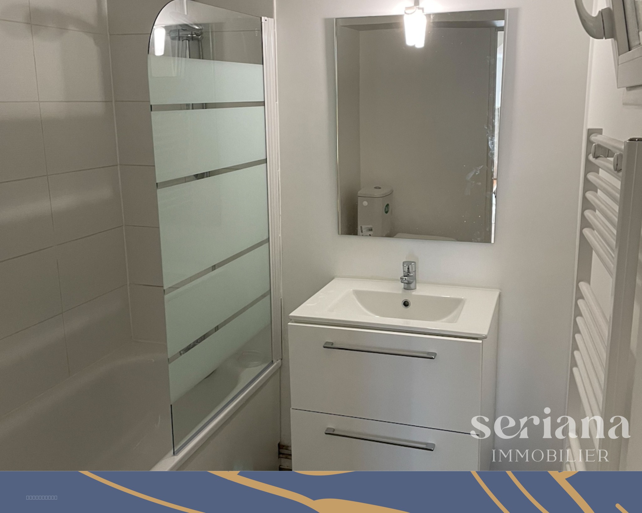 Joli et grand studio meublé agencé façon F2 - vendu loué en meublé - produit investissement en parfait état! — photo 10