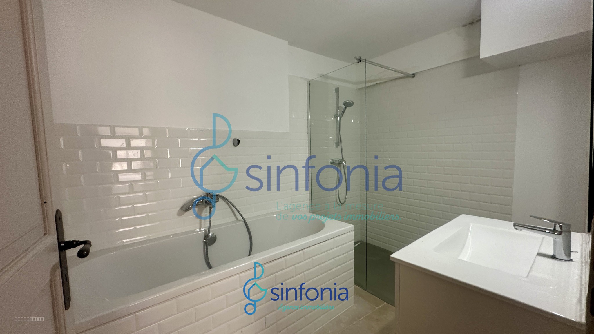 Appartement au centre d'Uzès - Esprit Loft — photo 8