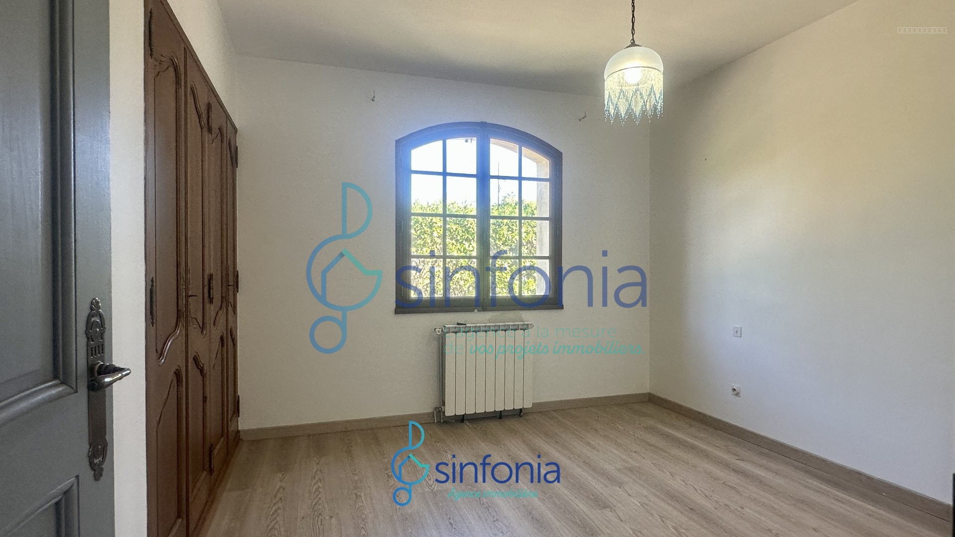 Maison individuelle sur 3080 m2 de terrain — photo 9