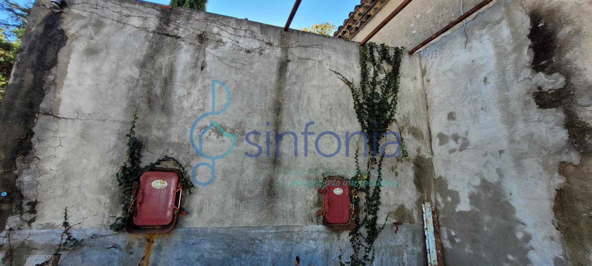 ANCIENNE CAVE A VIN à réhabiliter prés d'Uzes — photo 12