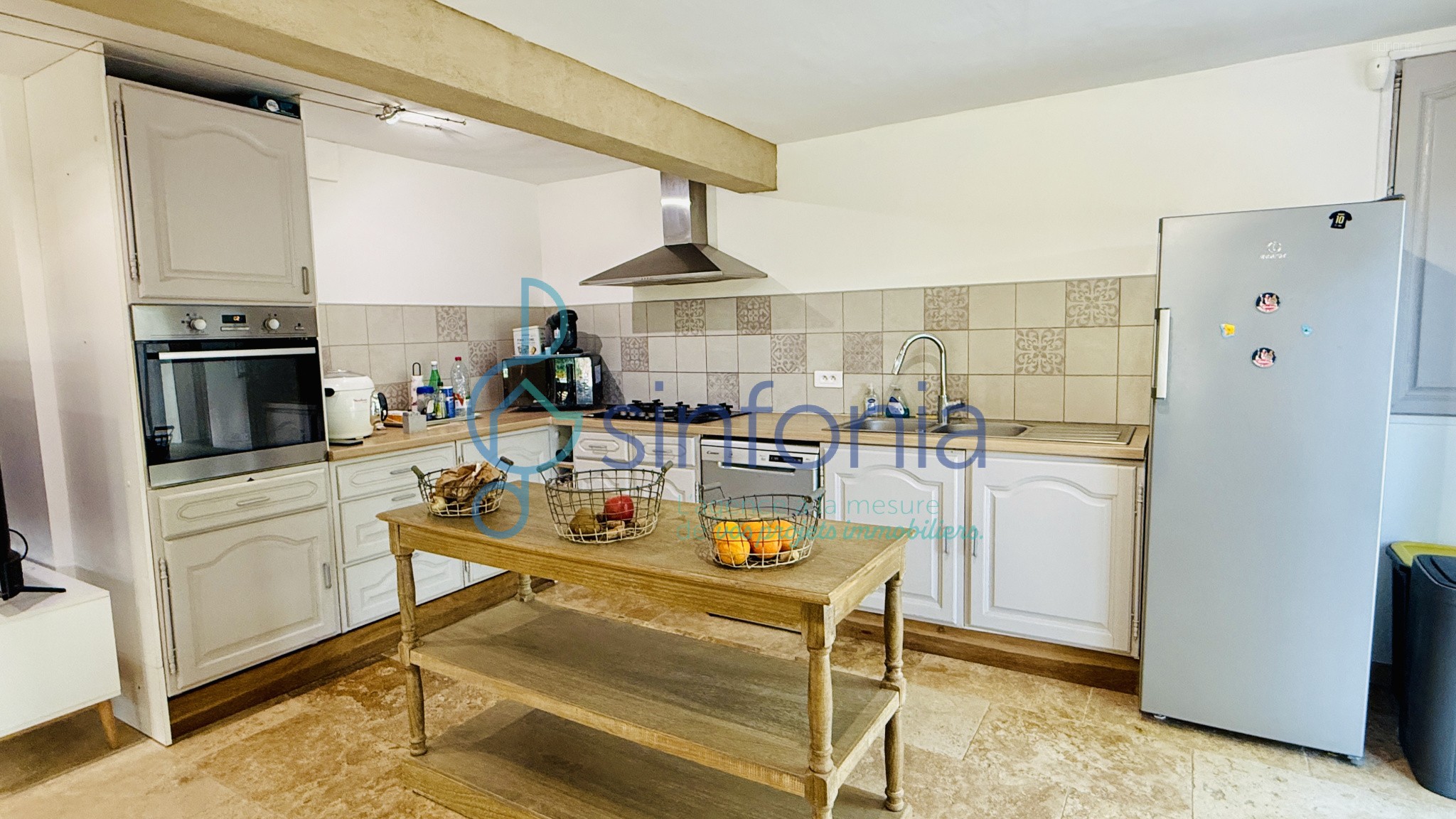 A vendre Uzès, maison rénovée avec dépendance, piscine et vue dégagée — photo 9