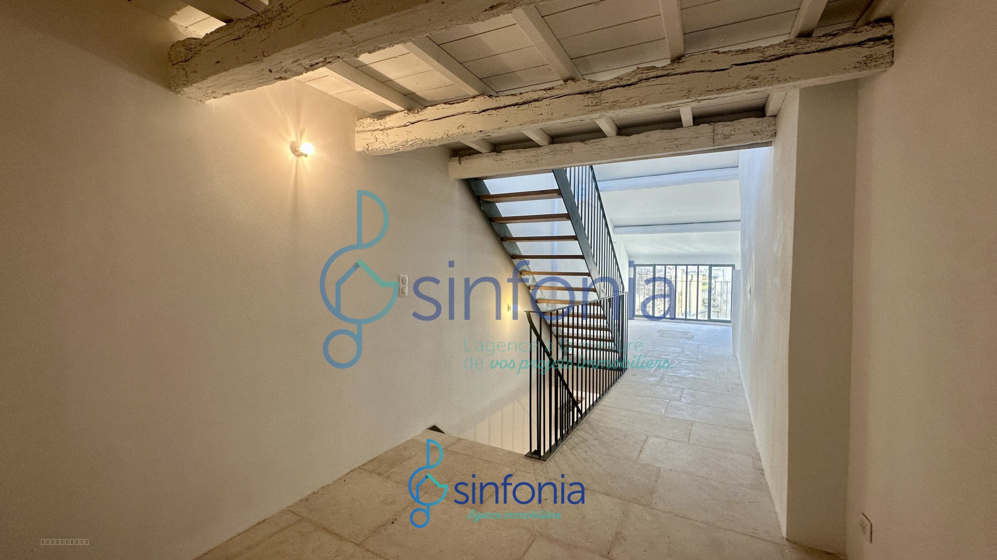 Appartement au centre d'Uzès - Esprit Loft — photo 6