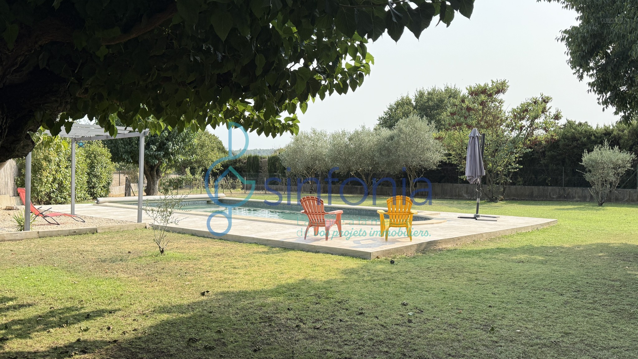 A vendre Uzès, maison rénovée avec dépendance, piscine et vue dégagée — photo 5