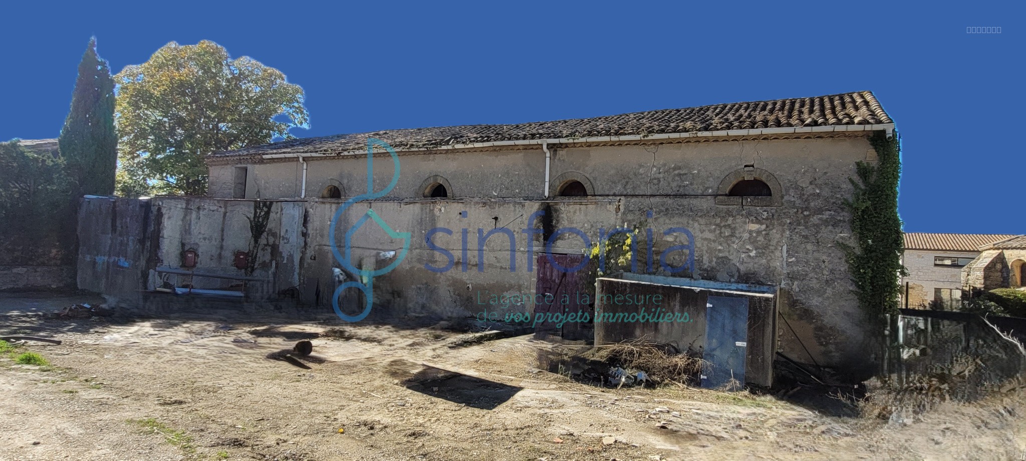 ANCIENNE CAVE A VIN à réhabiliter prés d'Uzes — photo 9