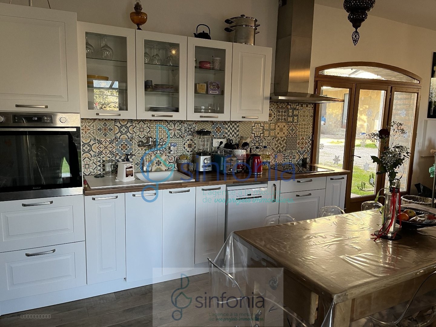 Moussac, maison en pierre au coeur du village avec piscine proche Uzes — photo 6