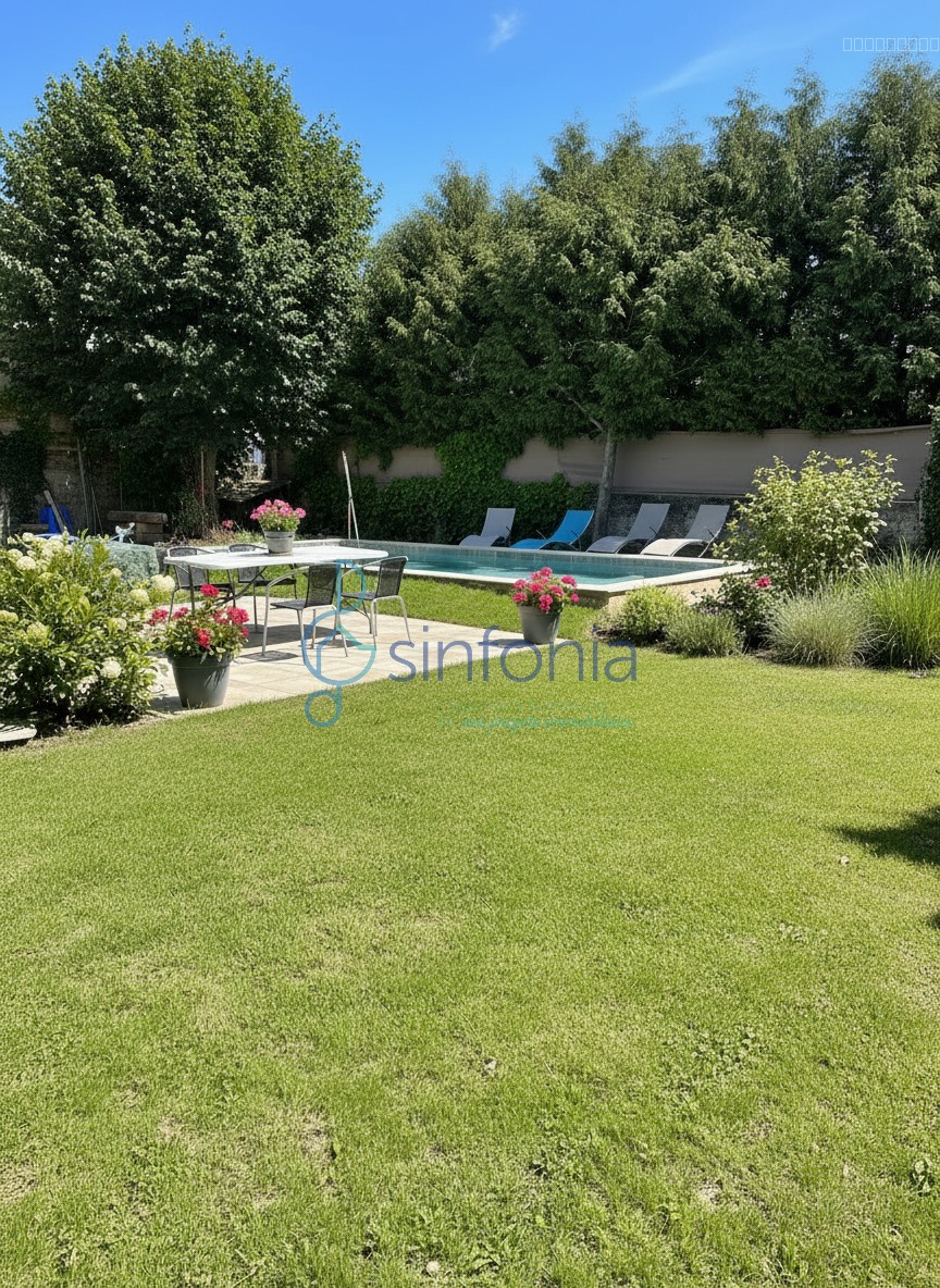 Moussac, maison en pierre au coeur du village avec piscine proche Uzes — photo 5