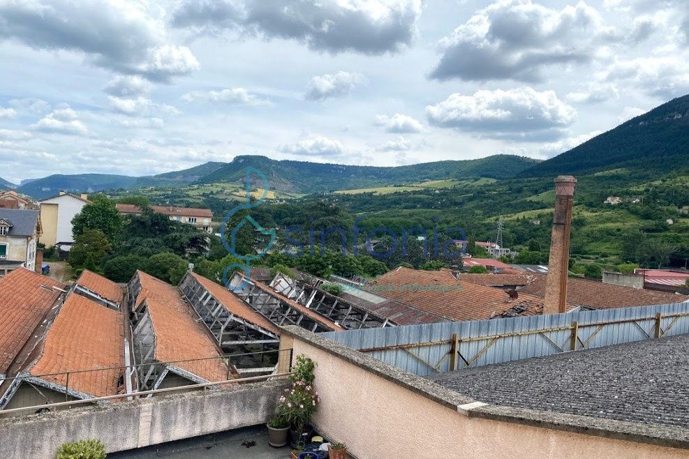 USINE 4000 M2 SUR 8000M2 DE TERRAIN — photo 3