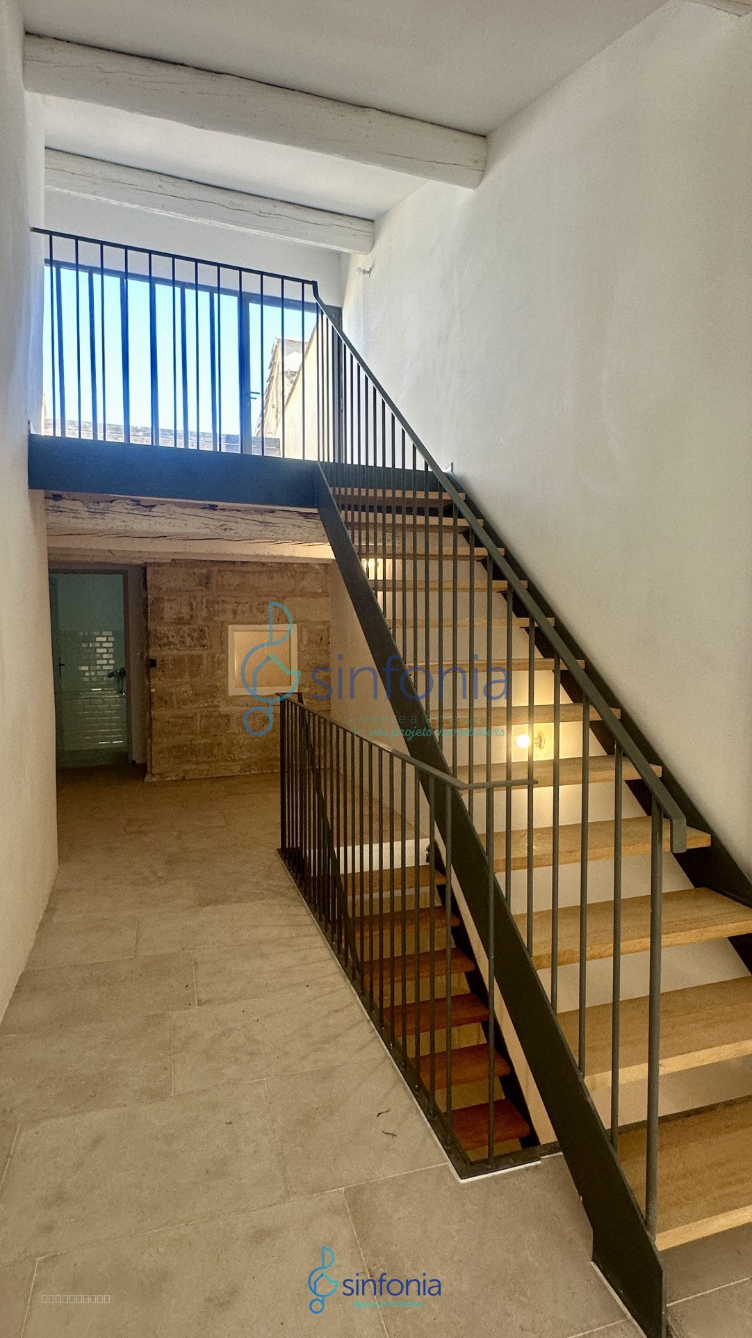 Appartement au centre d'Uzès - Esprit Loft — photo 2