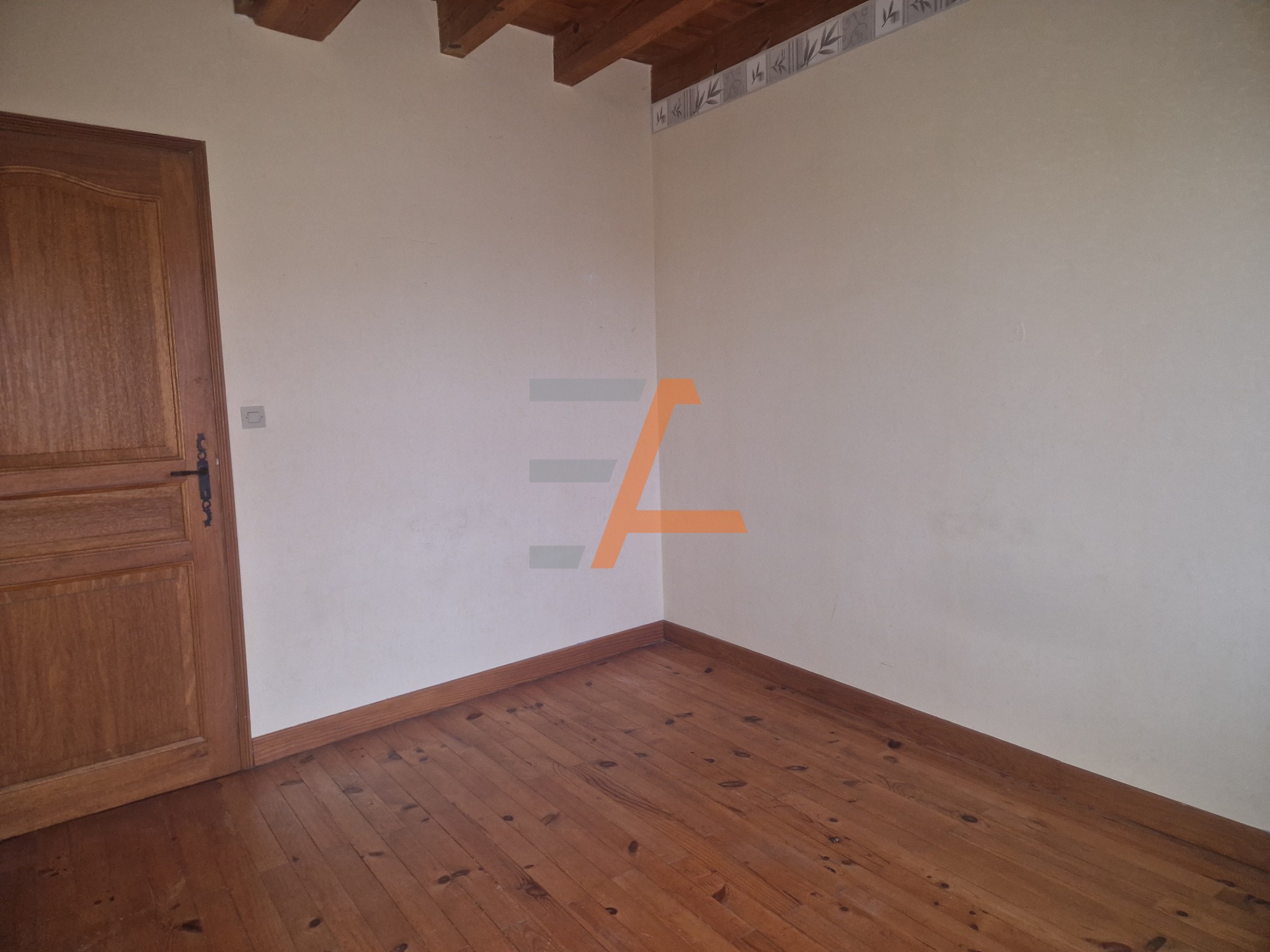 Ensemble immobilier — photo 10