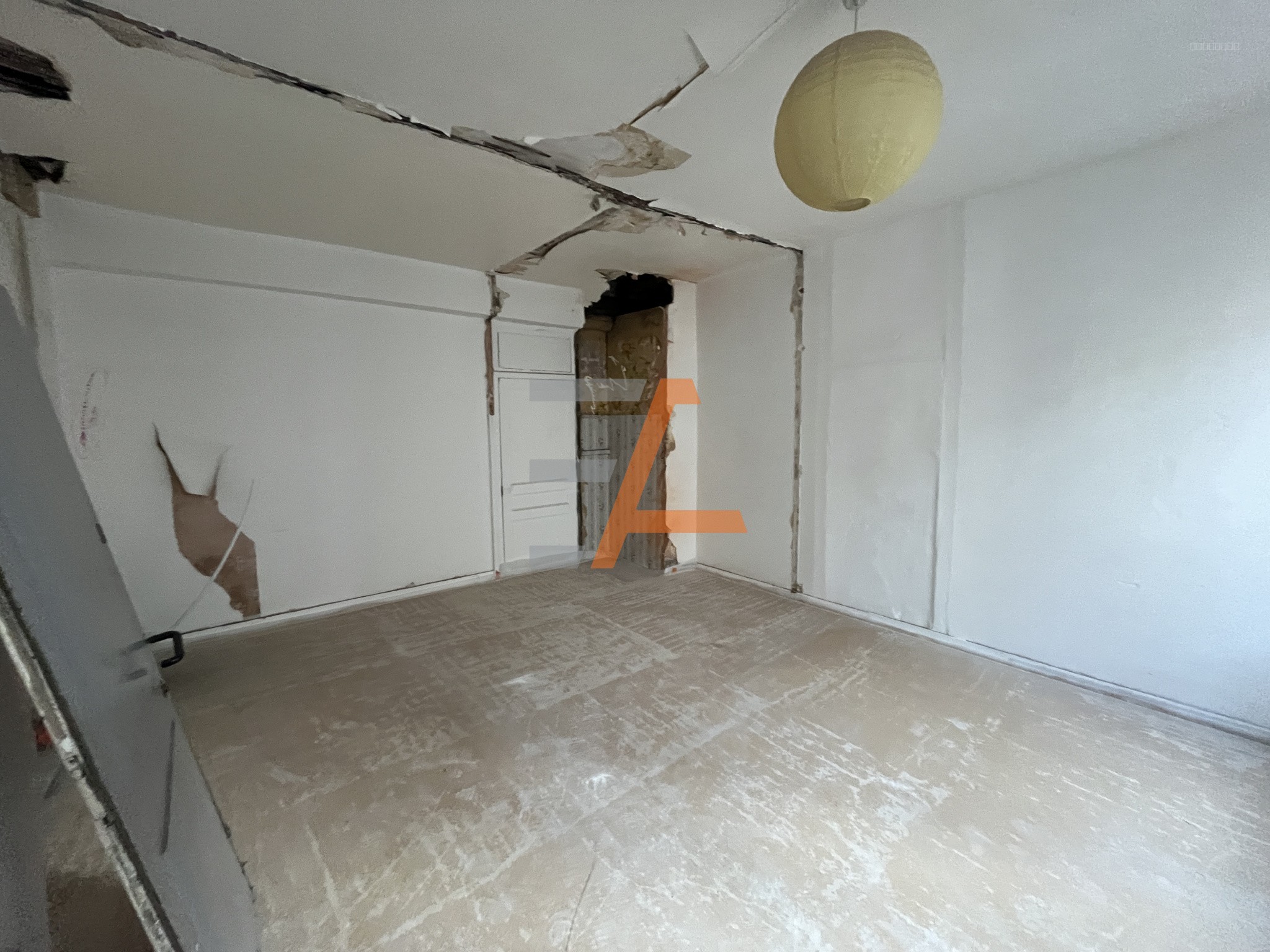 TERRAIN CONSTRUCTIBLE 860M2 — photo 3