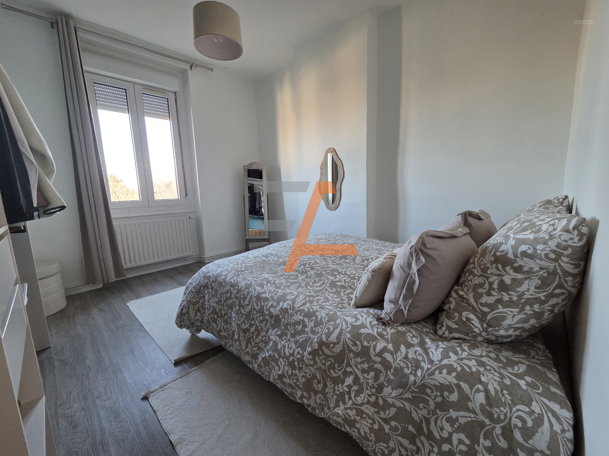 F3 lumineux rénové   Bellevue Solaure   Dernier étage — photo 9