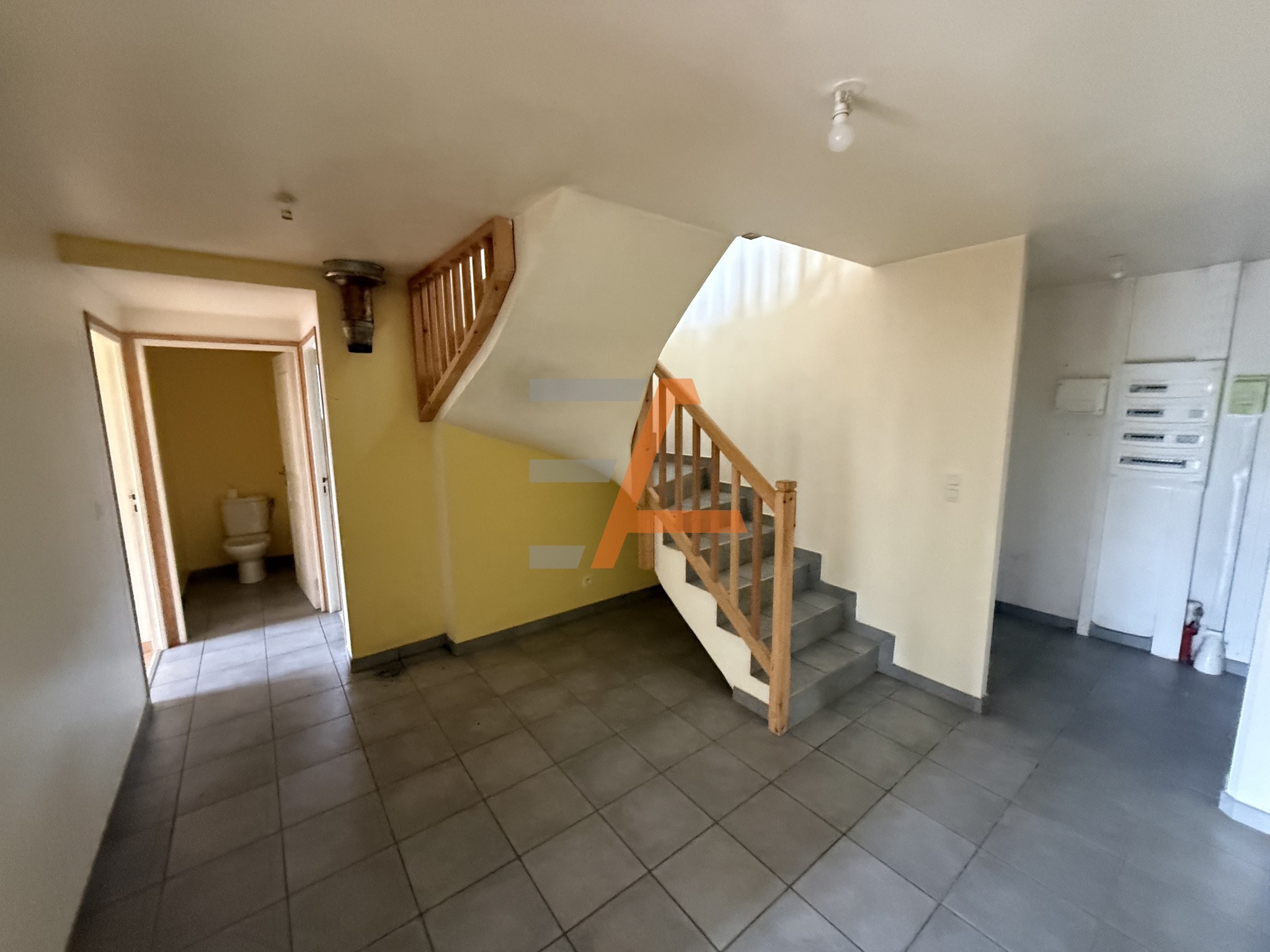 Villa 5 chambres   Terrain 2 660m2   Aucun travaux   Saint-Julien-Chapteuil — photo 6