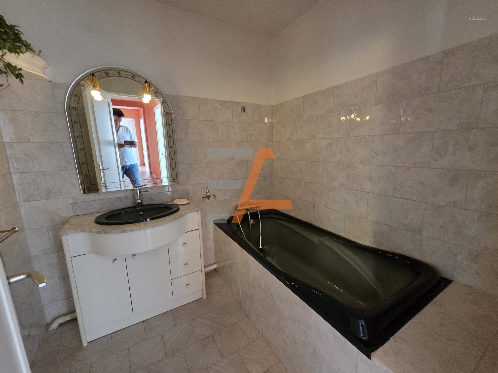 Bellevue F5 de 105m2 au 3 étage avec balcon et garage — photo 5