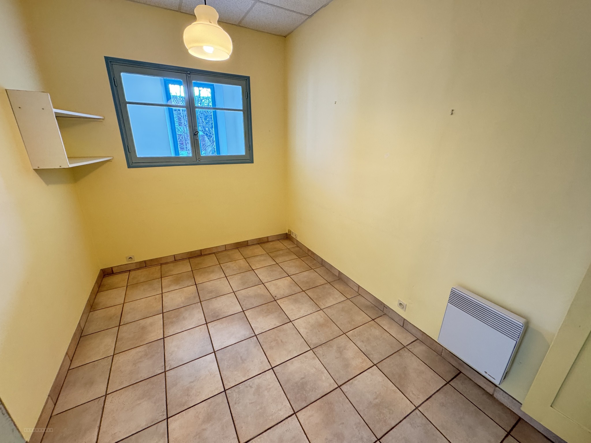 Appartement  de 107m2  AUPS — photo 12