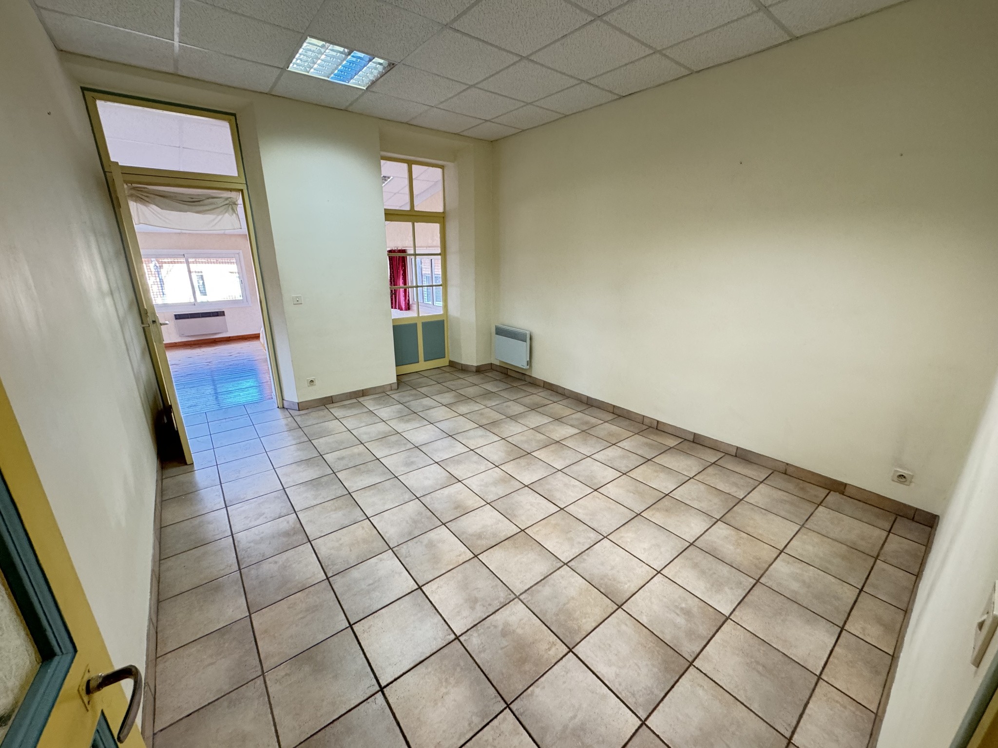 Appartement  de 107m2  AUPS — photo 17