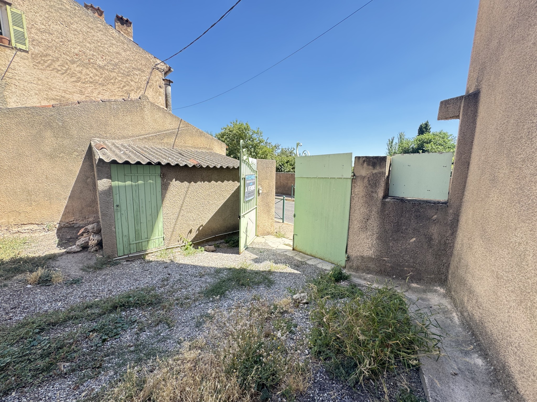 AUPS: maison de village plein pied 75m2 avec jardin — photo 20