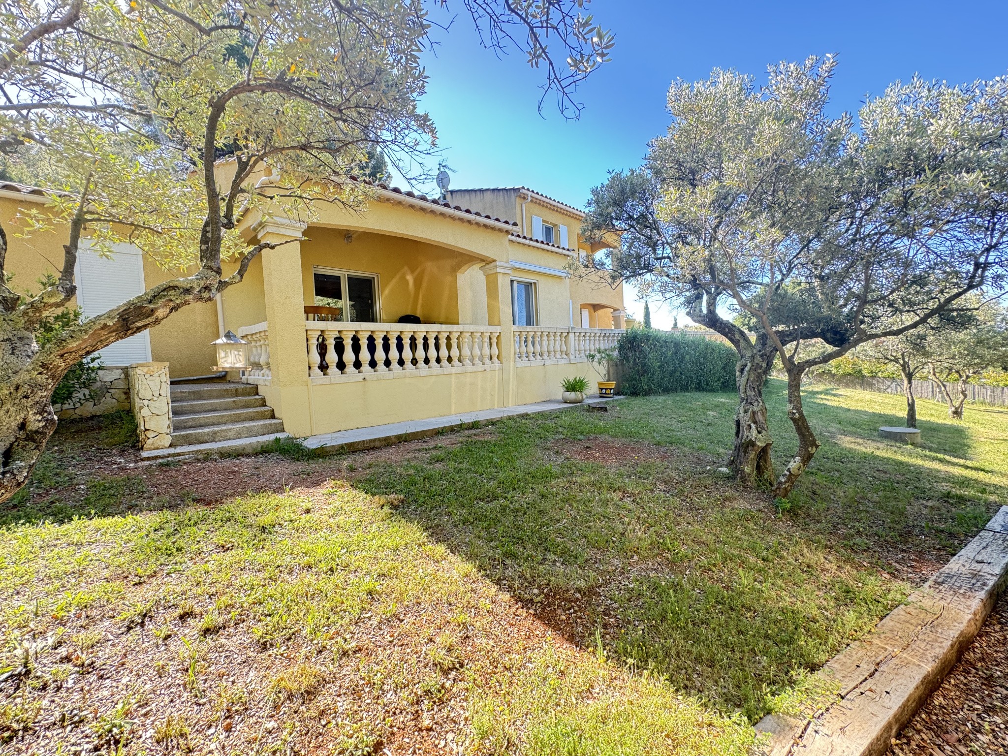 villa 135m2 avec sa piscine — photo 8