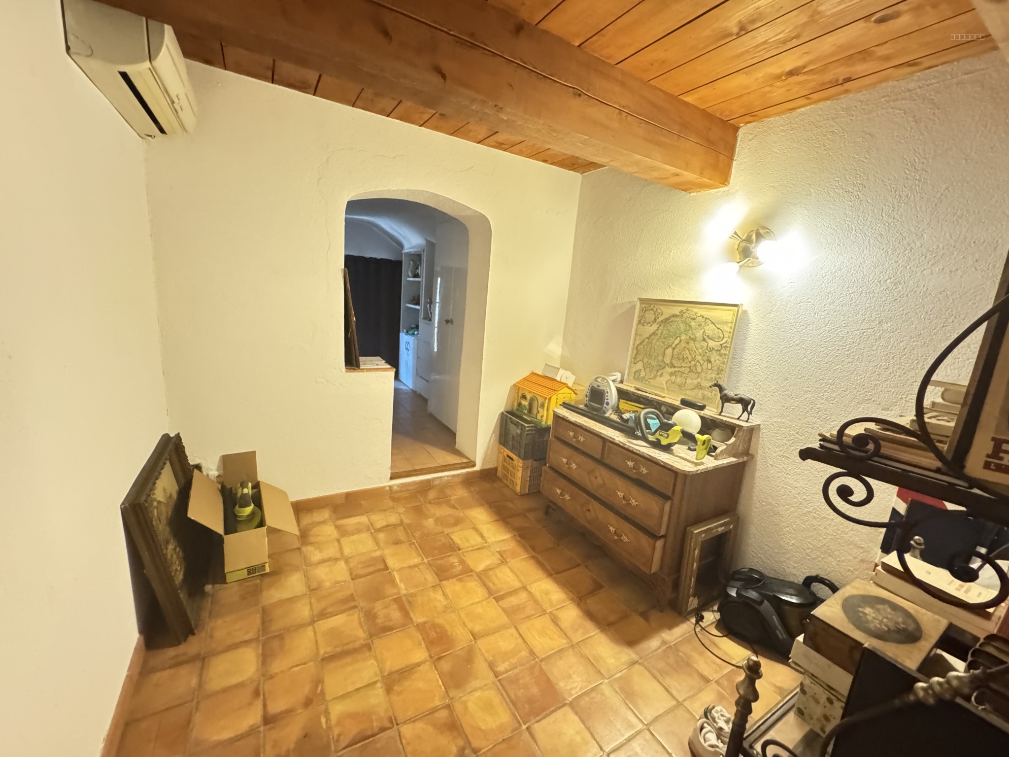 villa 129.6 m2 sue la commune de Régusse — photo 19