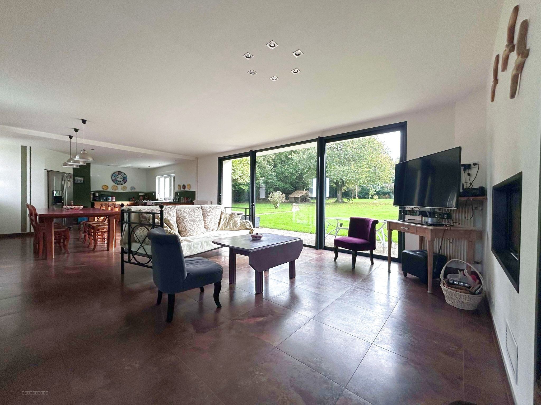 MAISON DE PRESTIGE AVEC TOUT CONFORT AU REZ-DE-CHAUSSEE A 20 MINUTES D'ABBEVILLE ET 35 MINUTES D'AMI — photo 4