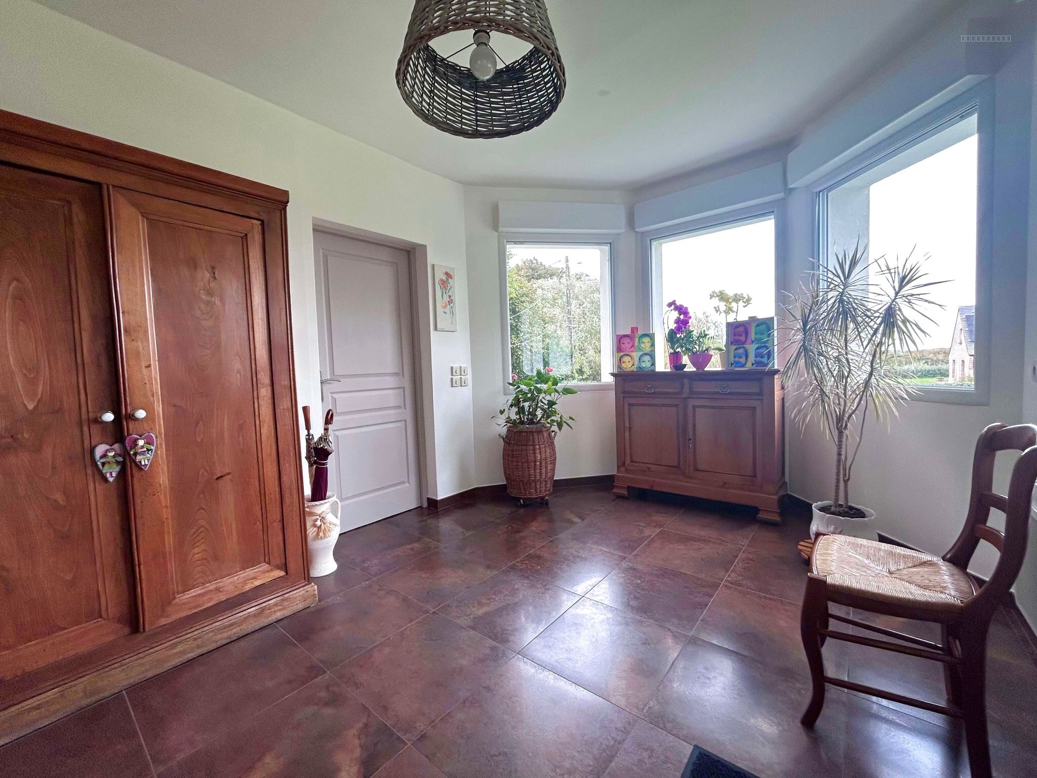 MAISON DE PRESTIGE AVEC TOUT CONFORT AU REZ-DE-CHAUSSEE A 20 MINUTES D'ABBEVILLE ET 35 MINUTES D'AMI — photo 3