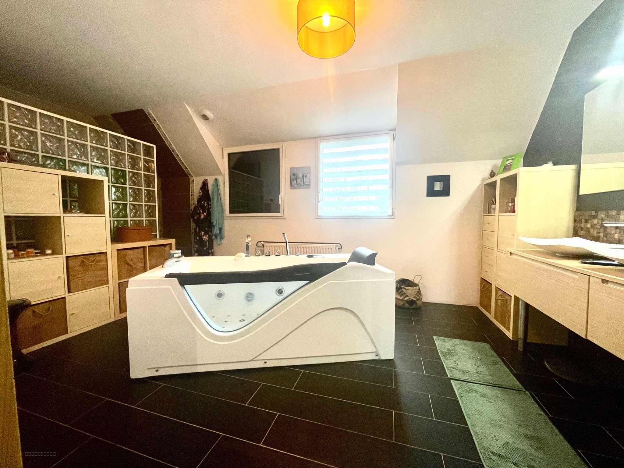 PAVILLON MODERNE A 15 MINUTES D'ABBEVILLE, SUR LE SECTEUR DE AILLY LE HAUT CLOCHER — photo 6