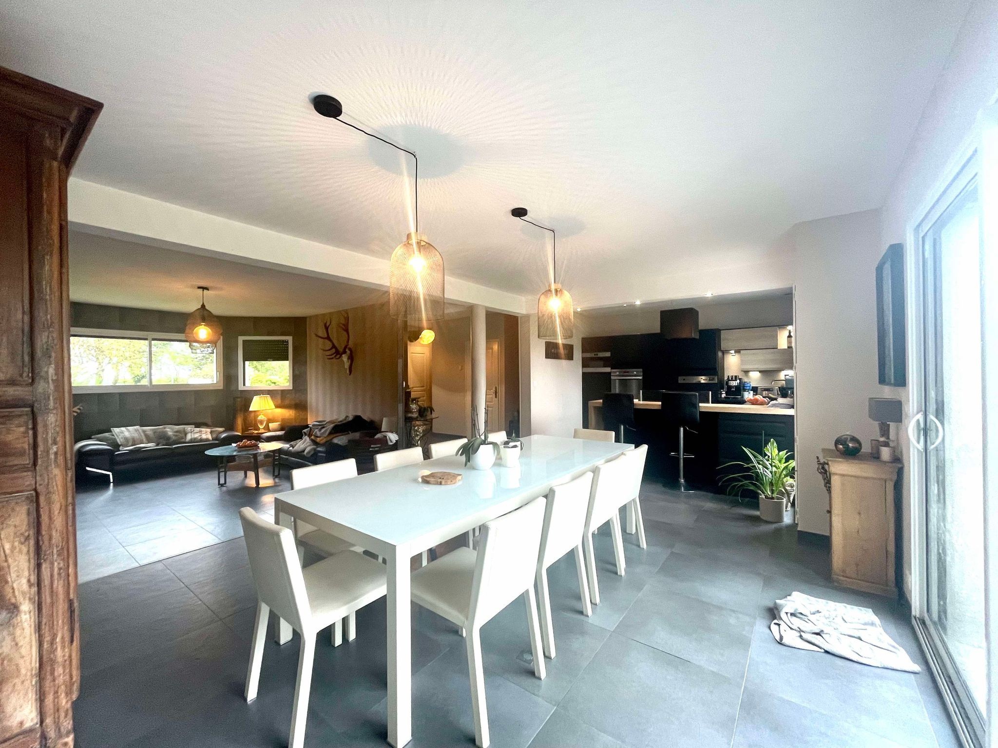 PAVILLON MODERNE A 15 MINUTES D'ABBEVILLE, SUR LE SECTEUR DE AILLY LE HAUT CLOCHER — photo 2
