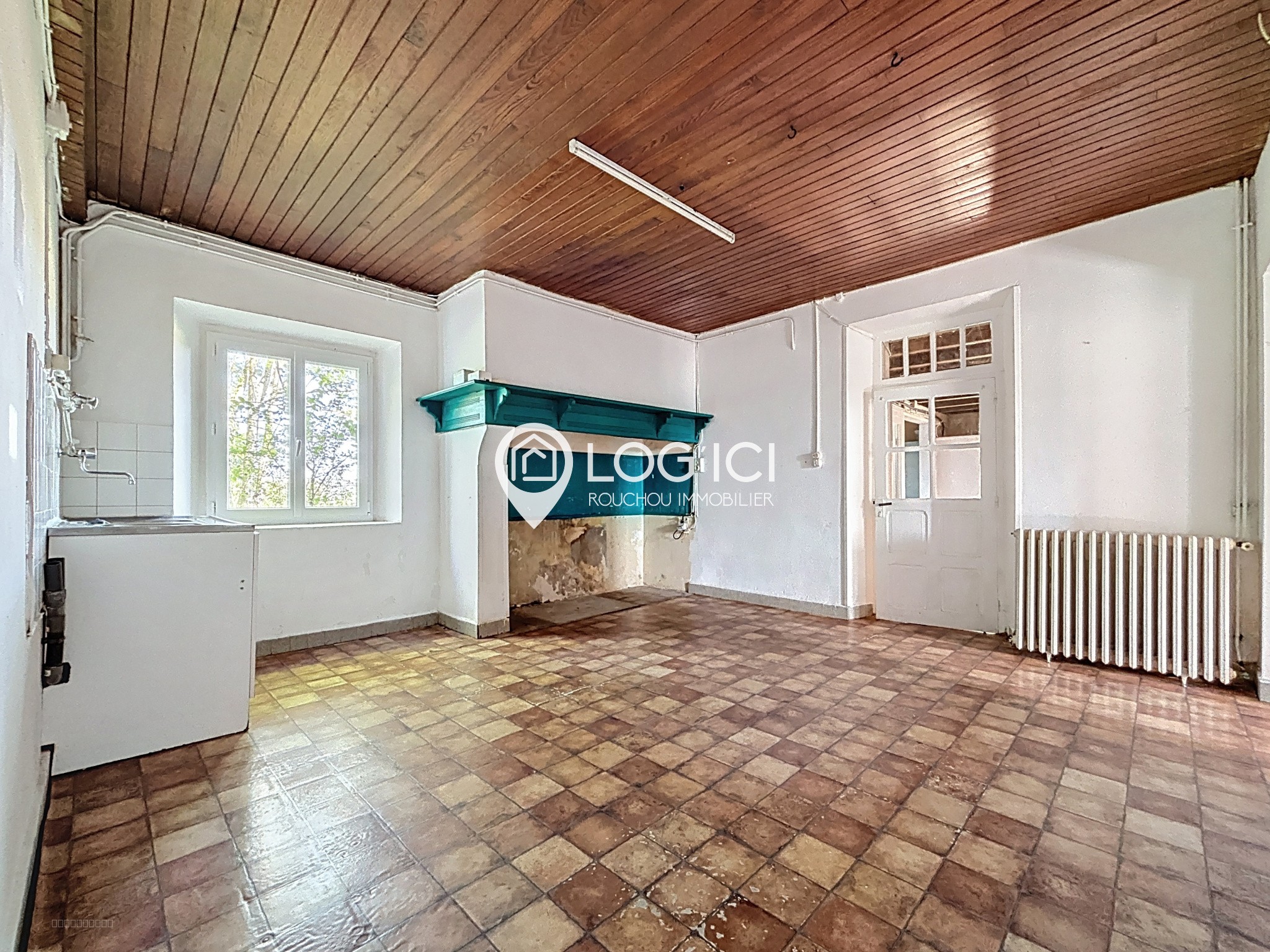 Corps de ferme avec maison 4 ch, granges et 4 ha de terres agricoles attenantes — photo 10