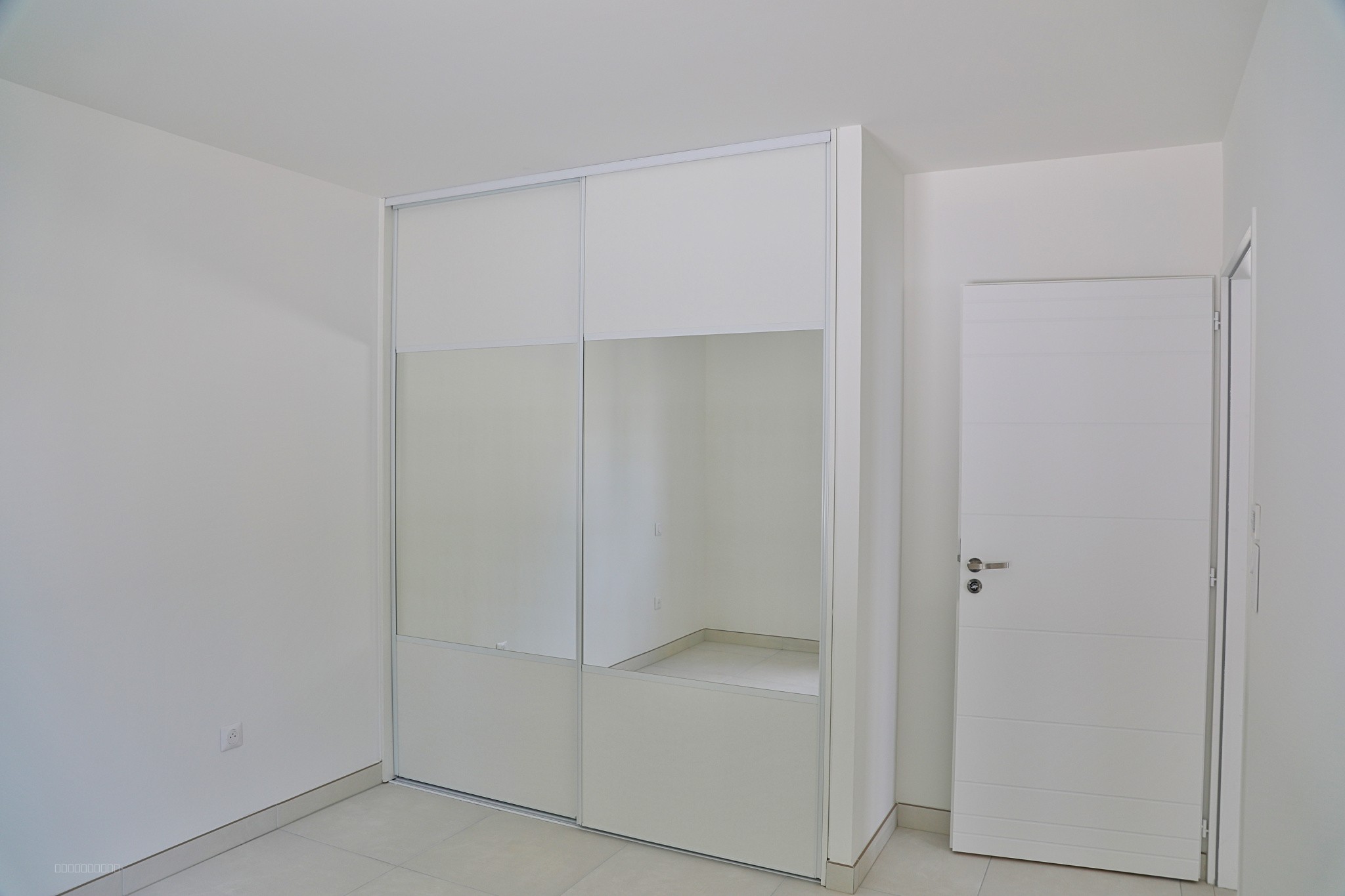 A VENDRE, maison neuve type 4 de 103m2 avec garage et jardin clos. (17) Vaux sur mer. — photo 6