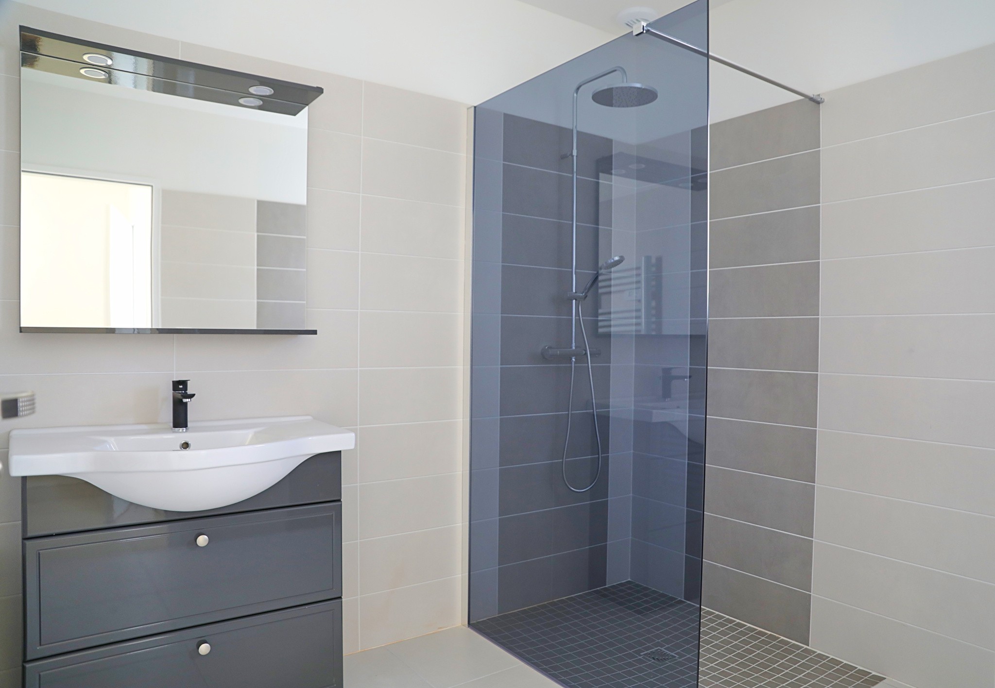 A VENDRE, maison neuve type 4 de 103m2 avec garage et jardin clos. (17) Vaux sur mer. — photo 10