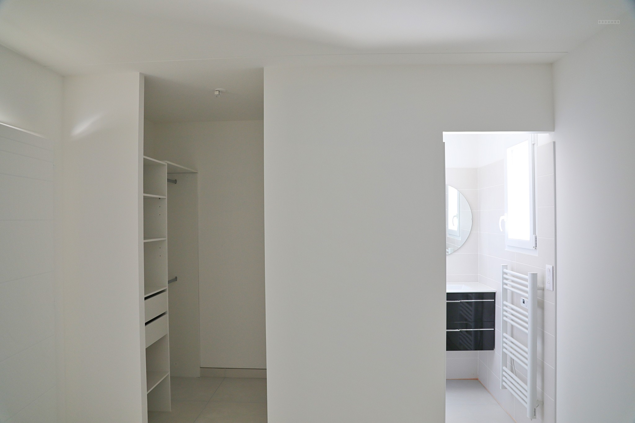 A VENDRE, maison neuve type 4 de 103m2 avec garage et jardin clos. (17) Vaux sur mer. — photo 7