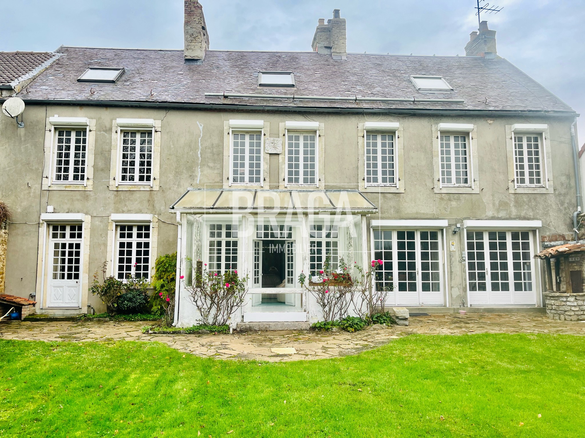 Maison de Maître du XVIIIe siècle Semi-individuelle 7 Chambres (+ appartement indépendant) Jardin & Garage — photo 1