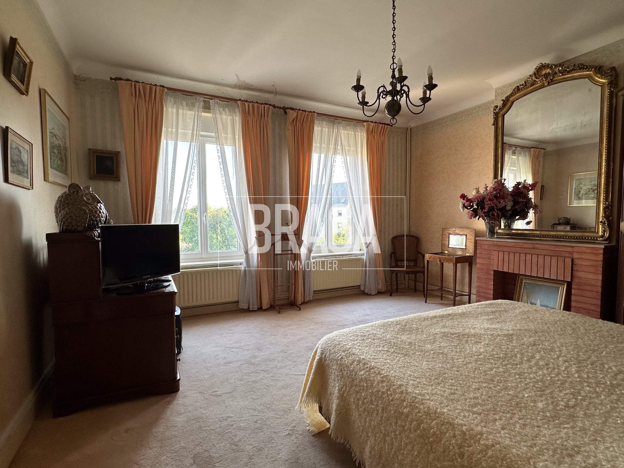 BOULOGNE SUR MER SECTEUR DU DERNIER SOU MAISON DE CARACTERE A VENDRE 5 CHAMBRES JARDIN — photo 5