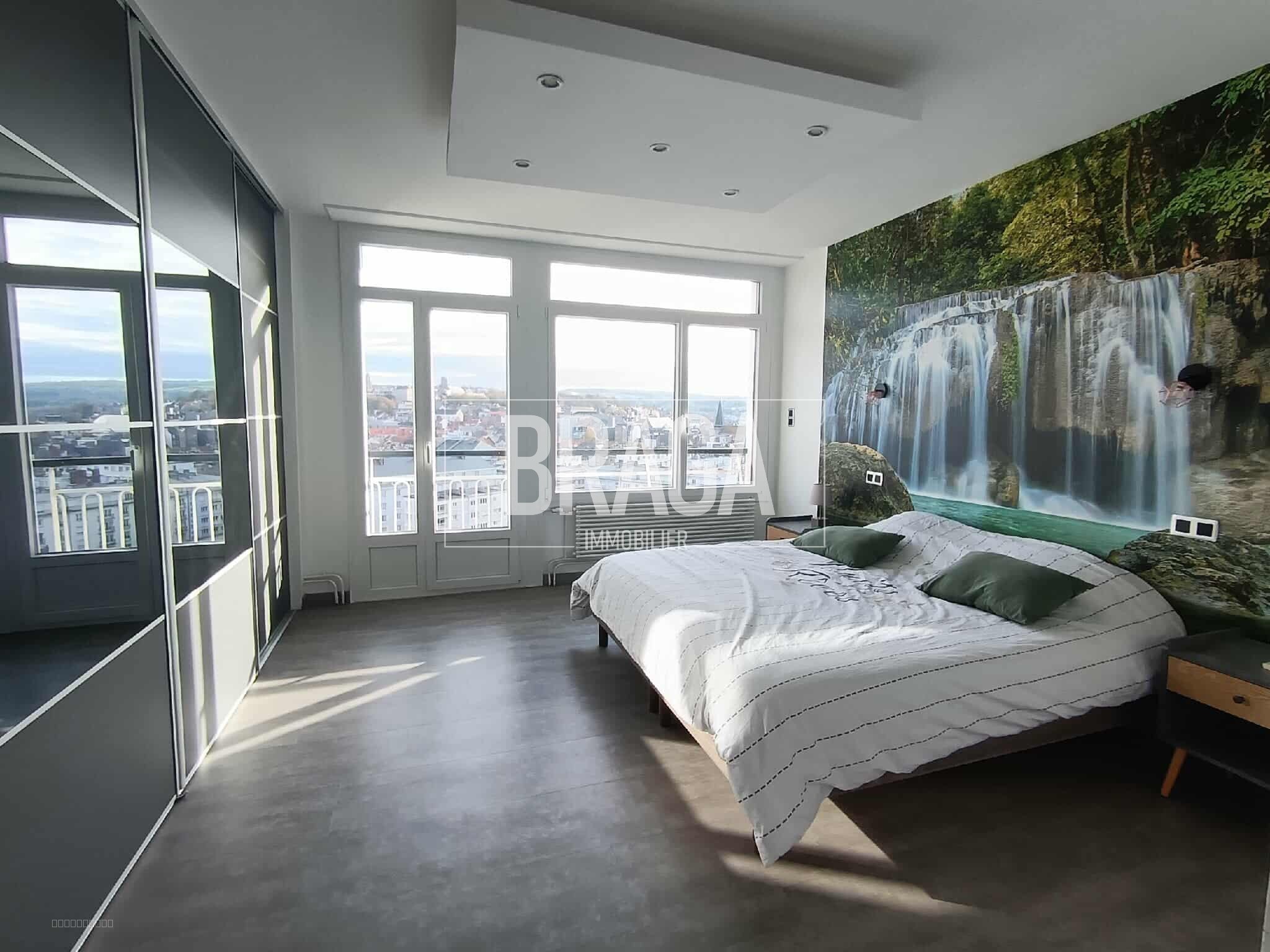 BOULOGNE SUR MER/PORT- APPARTEMENT D'EXCEPTION 90M2 RÉNOVÉ À NEUF AVEC VUES PANORAMIQUES MER/CATHEDRALE — photo 8