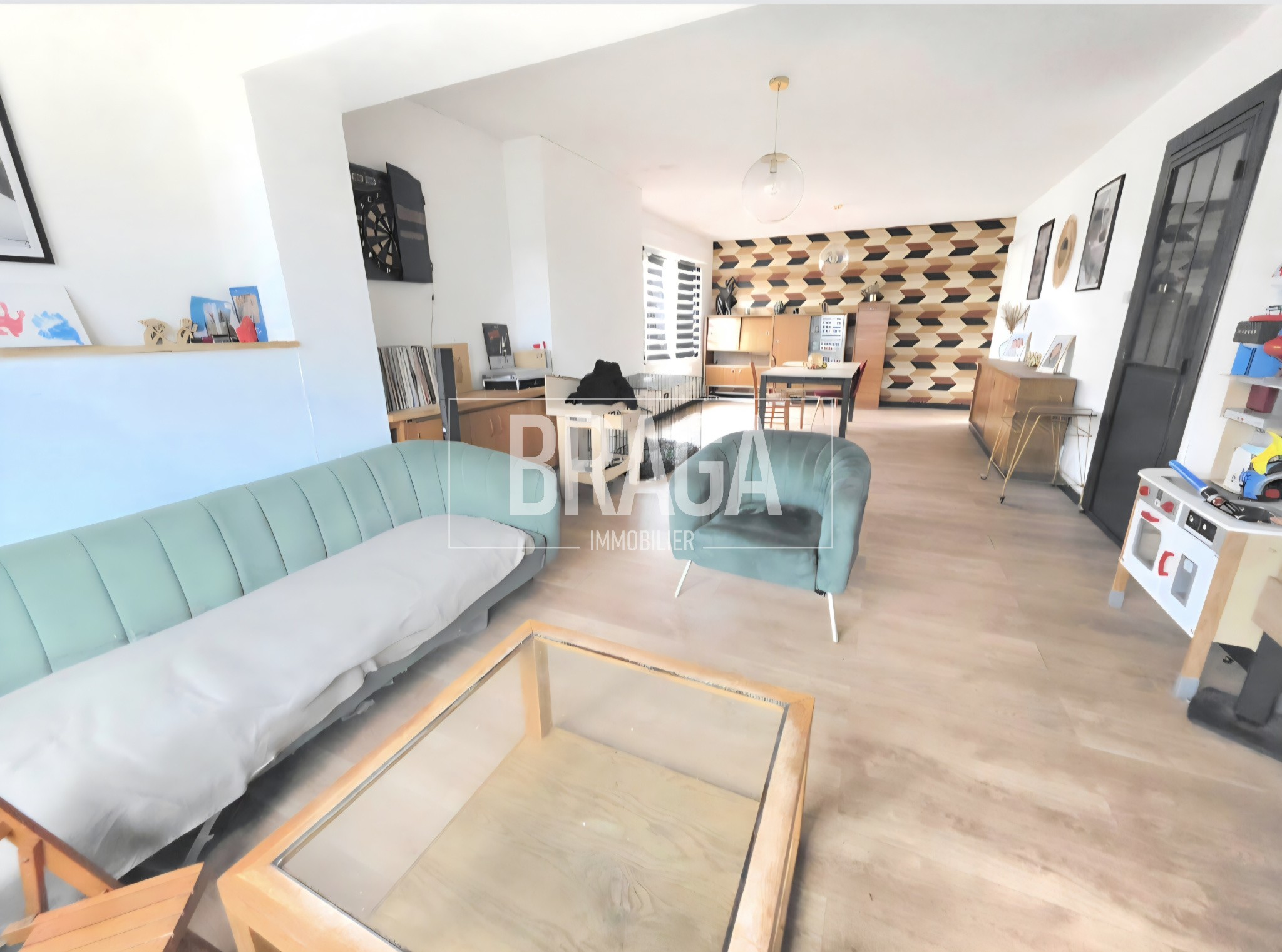 Local commercial + habitation — photo 3