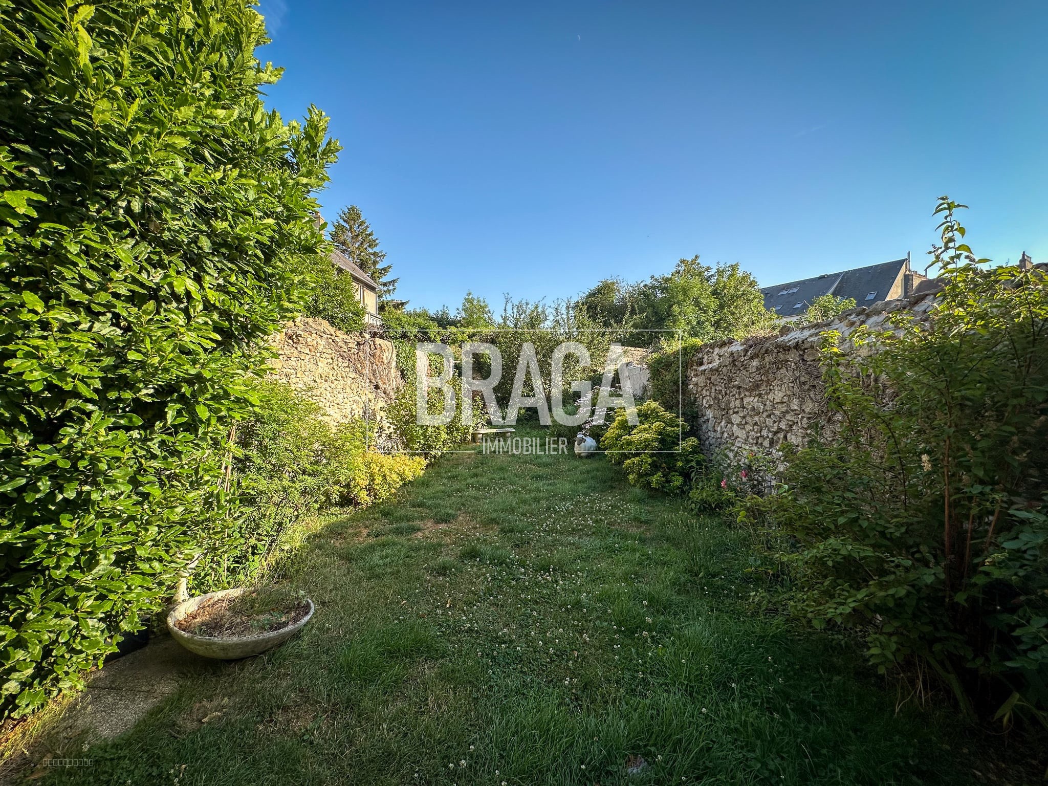 BOULOGNE SUR MER SECTEUR DU DERNIER SOU MAISON DE CARACTERE A VENDRE 5 CHAMBRES JARDIN — photo 4