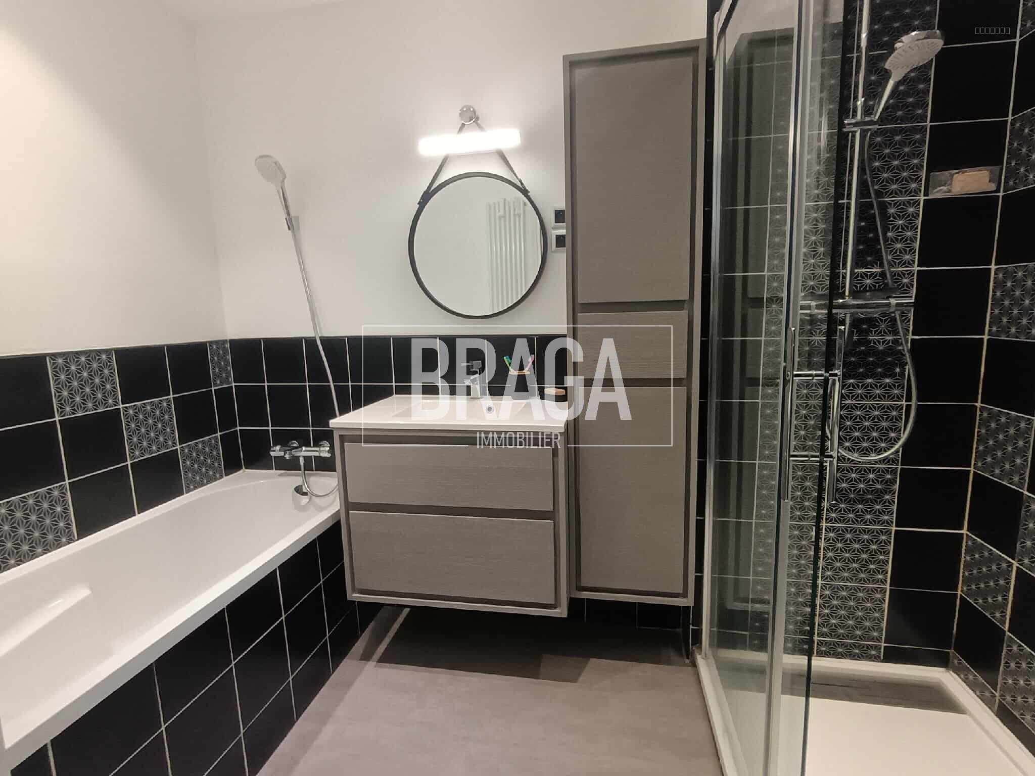 BOULOGNE SUR MER/PORT- APPARTEMENT D'EXCEPTION 90M2 RÉNOVÉ À NEUF AVEC VUES PANORAMIQUES MER/CATHEDRALE — photo 9