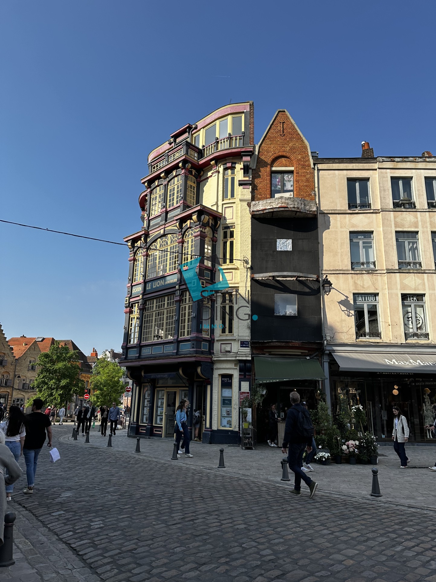 EXCLUSIVITÉ   COUP DE CŒUR EN DERNIER ÉTAGE   PLACE LOUISE DE BETTIGNIES — photo 6