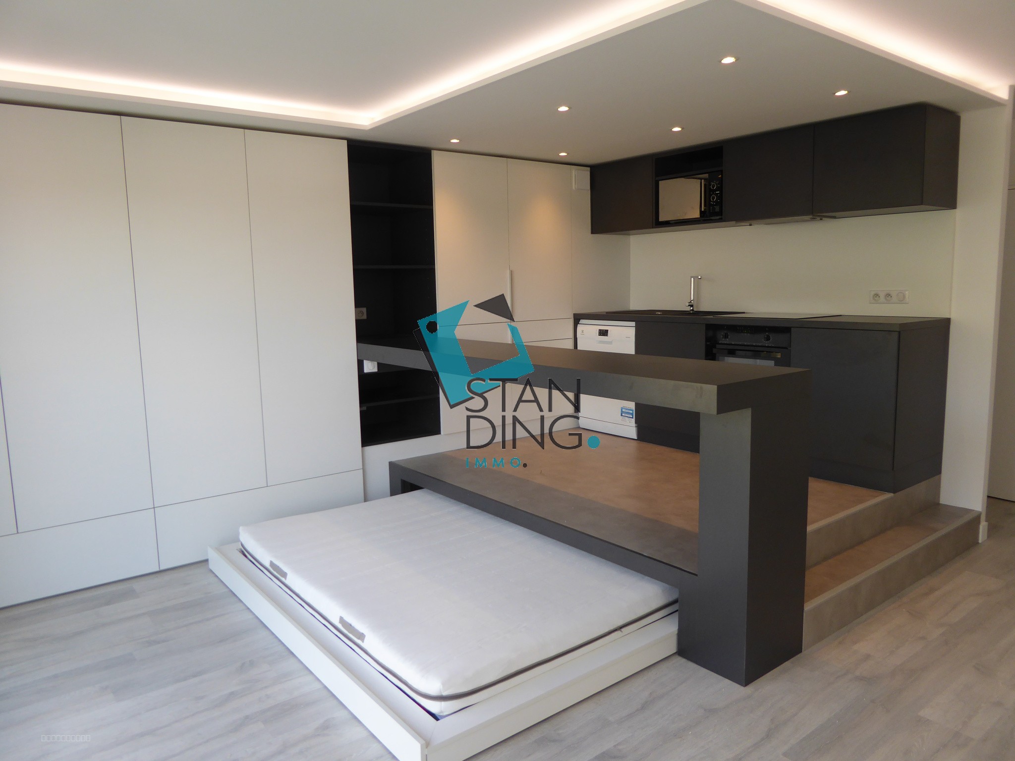 À VENDRE   Lille, rue Mourmant   Appartement d’architecte avec parking et cave — photo 4