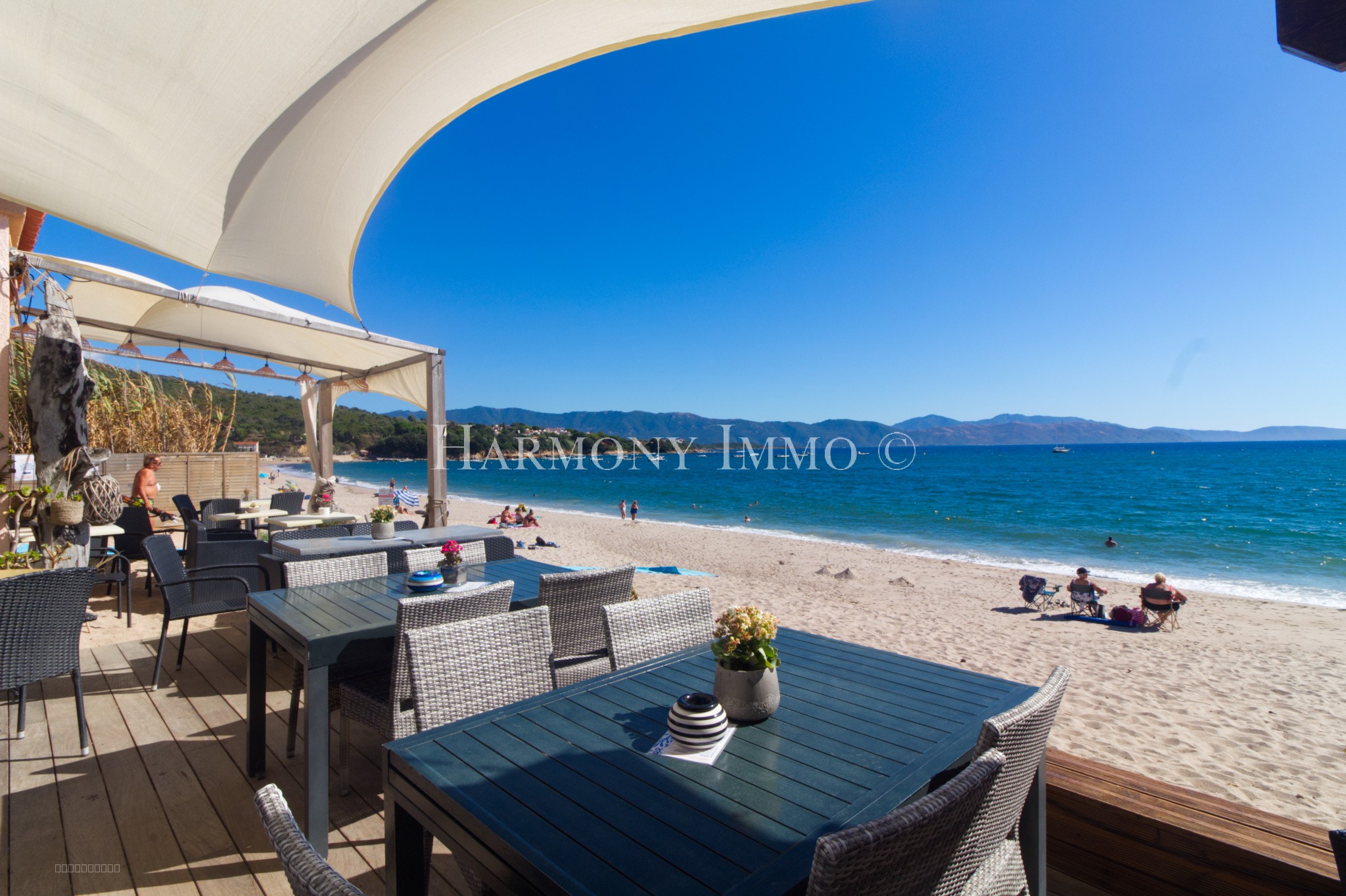 Restaurant pied dans l'eau. ouest Corse — photo 6