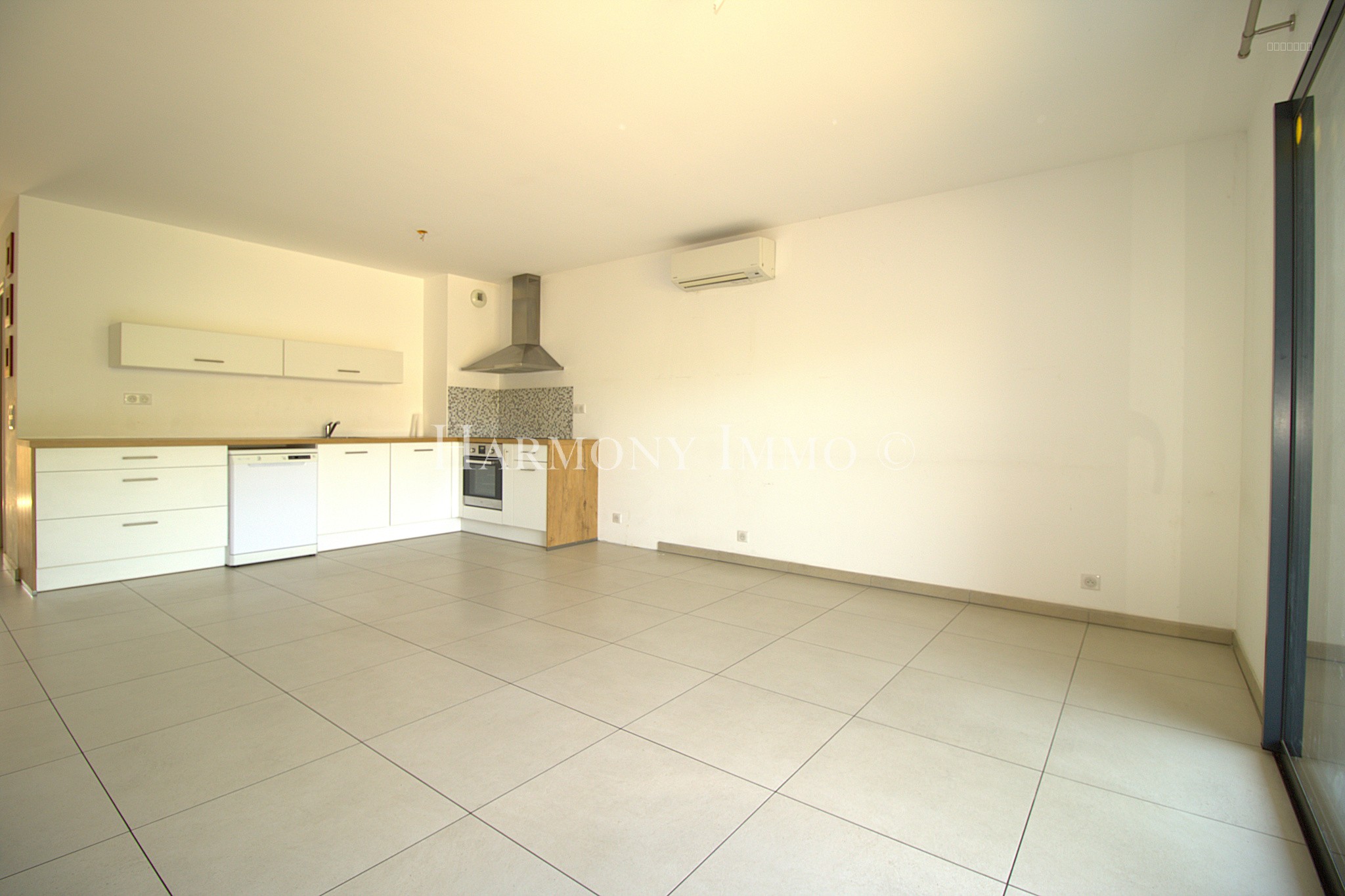 APPARTEMENT 3 PIÈCES AJACCIO - 65M2 - TERRASSE - PARKING - CLIMATISATION — photo 3
