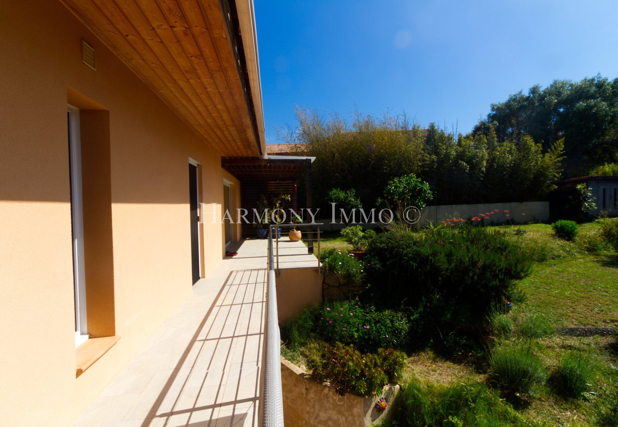 Sagone - Duplex 40m2 Pieds dans l'Eau - Plage à 20m - Terrasse & Jardin — photo 8