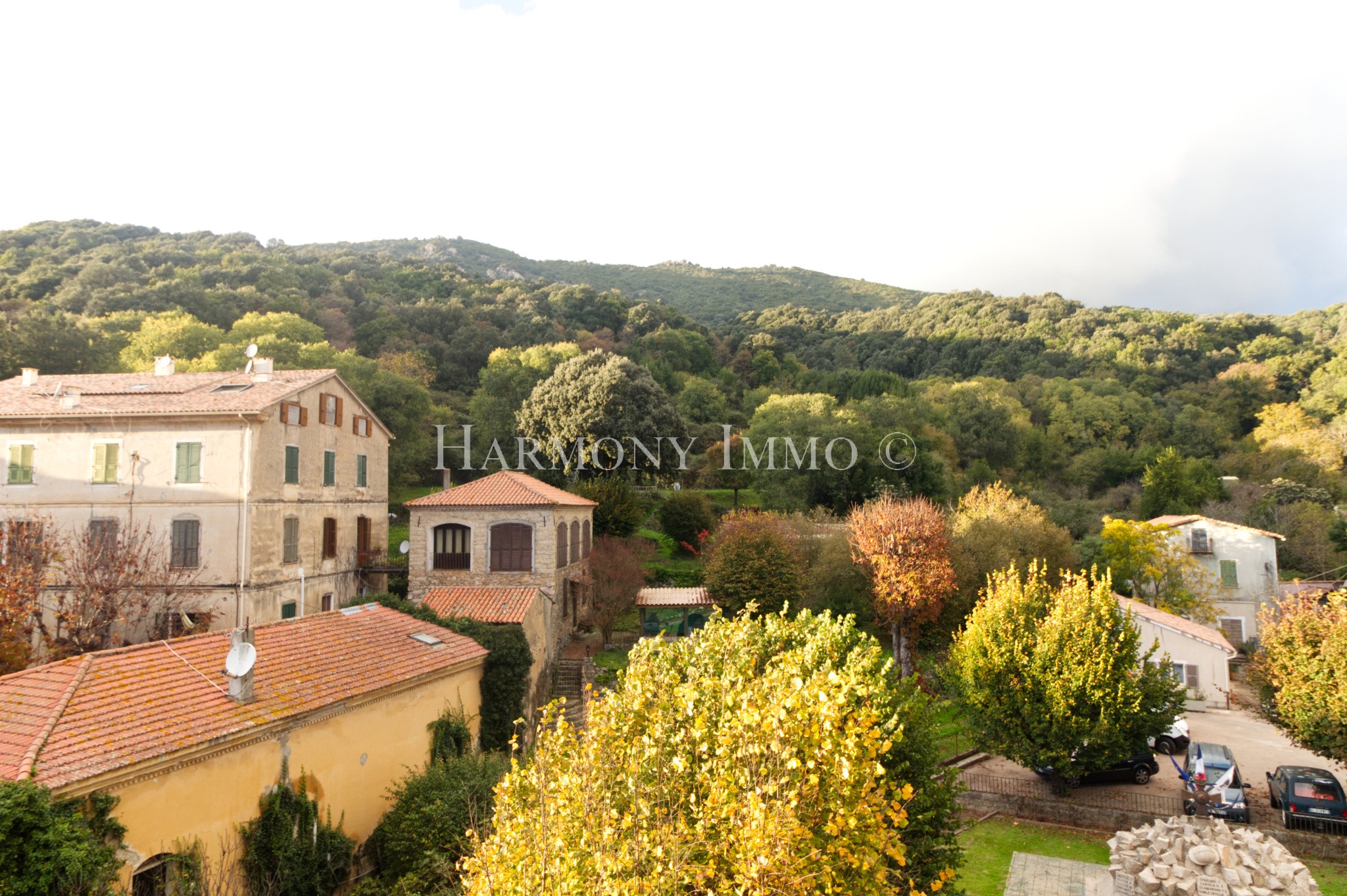 Appartement refait à neuf dans maison de caractère en Corse du Sud — photo 13