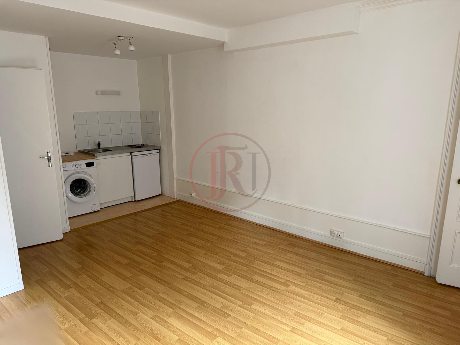 T2 de 42 m2 sur cour intérieur ! — photo 2